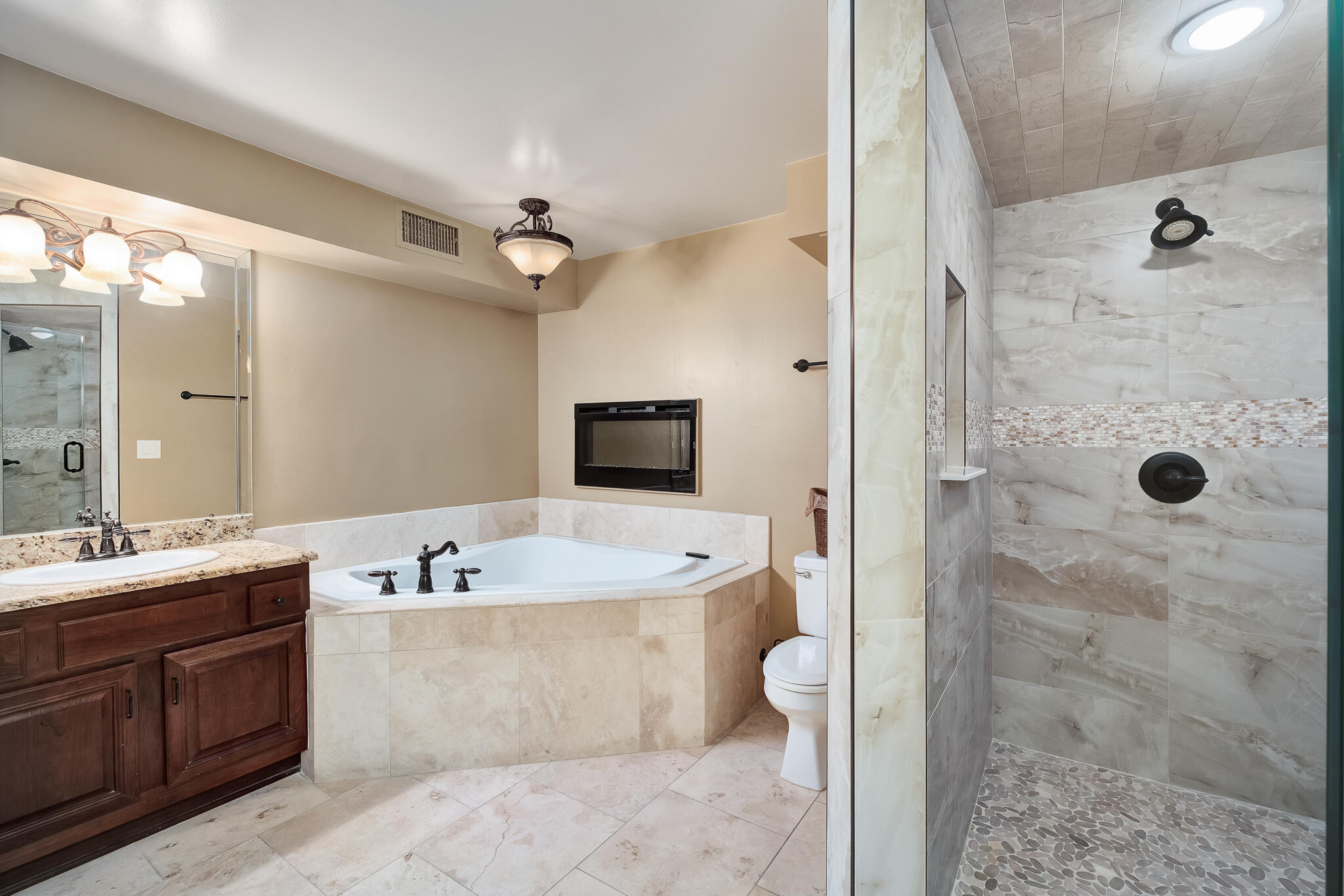 10509 Front Beach Road, I-806