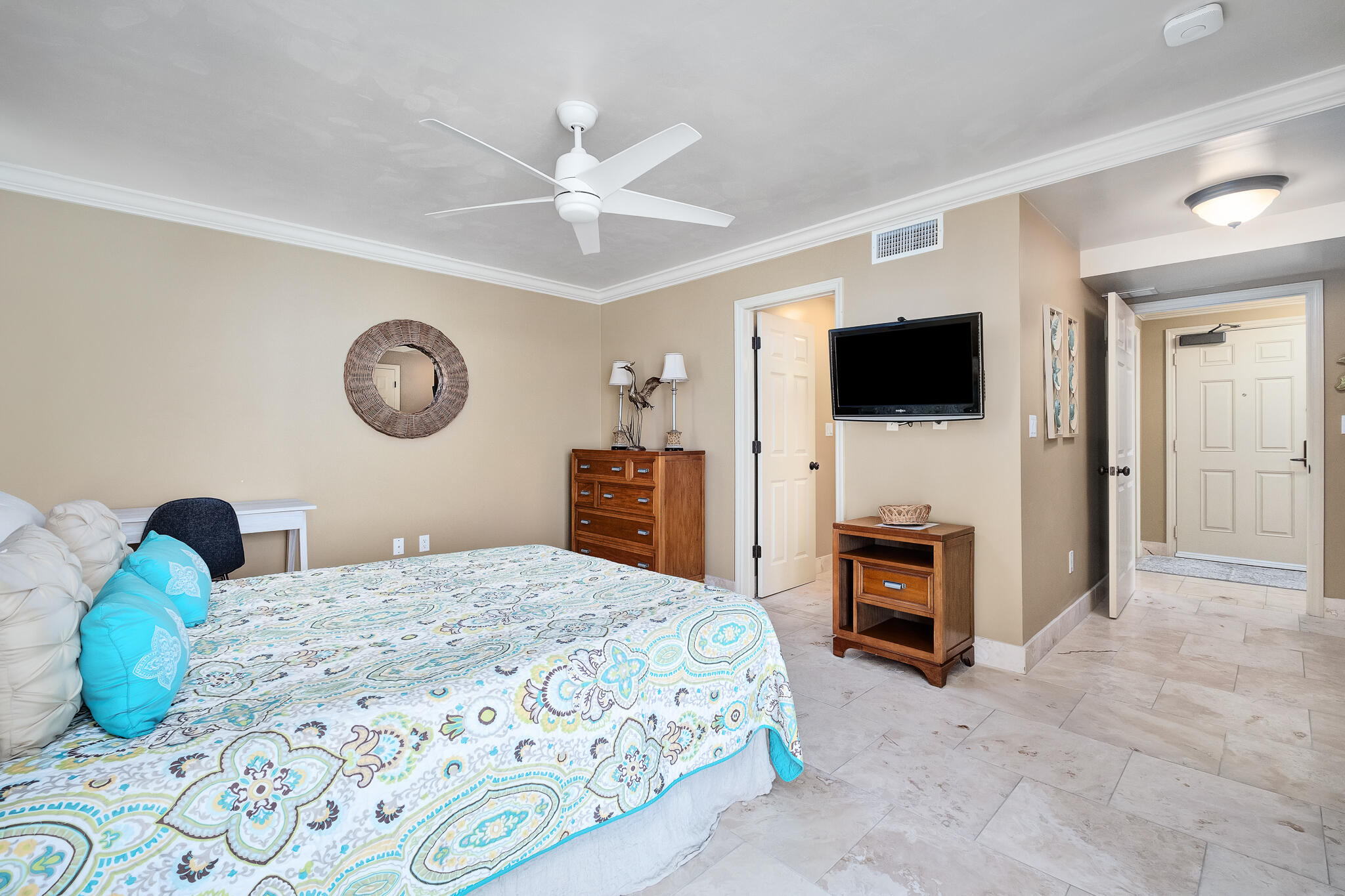10509 Front Beach Road, I-806