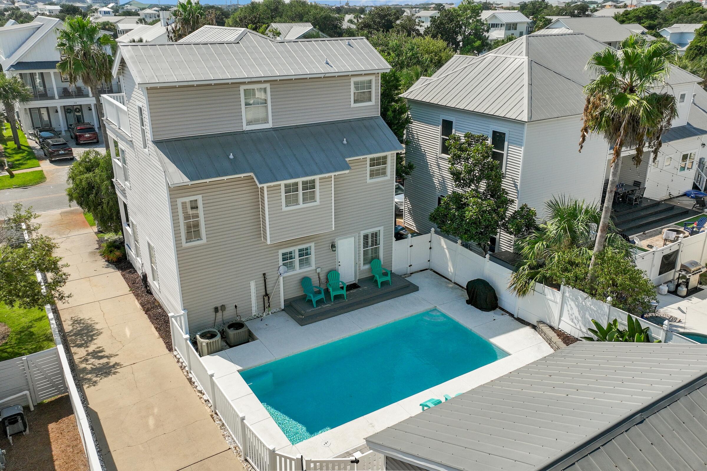 77 Stingray Street