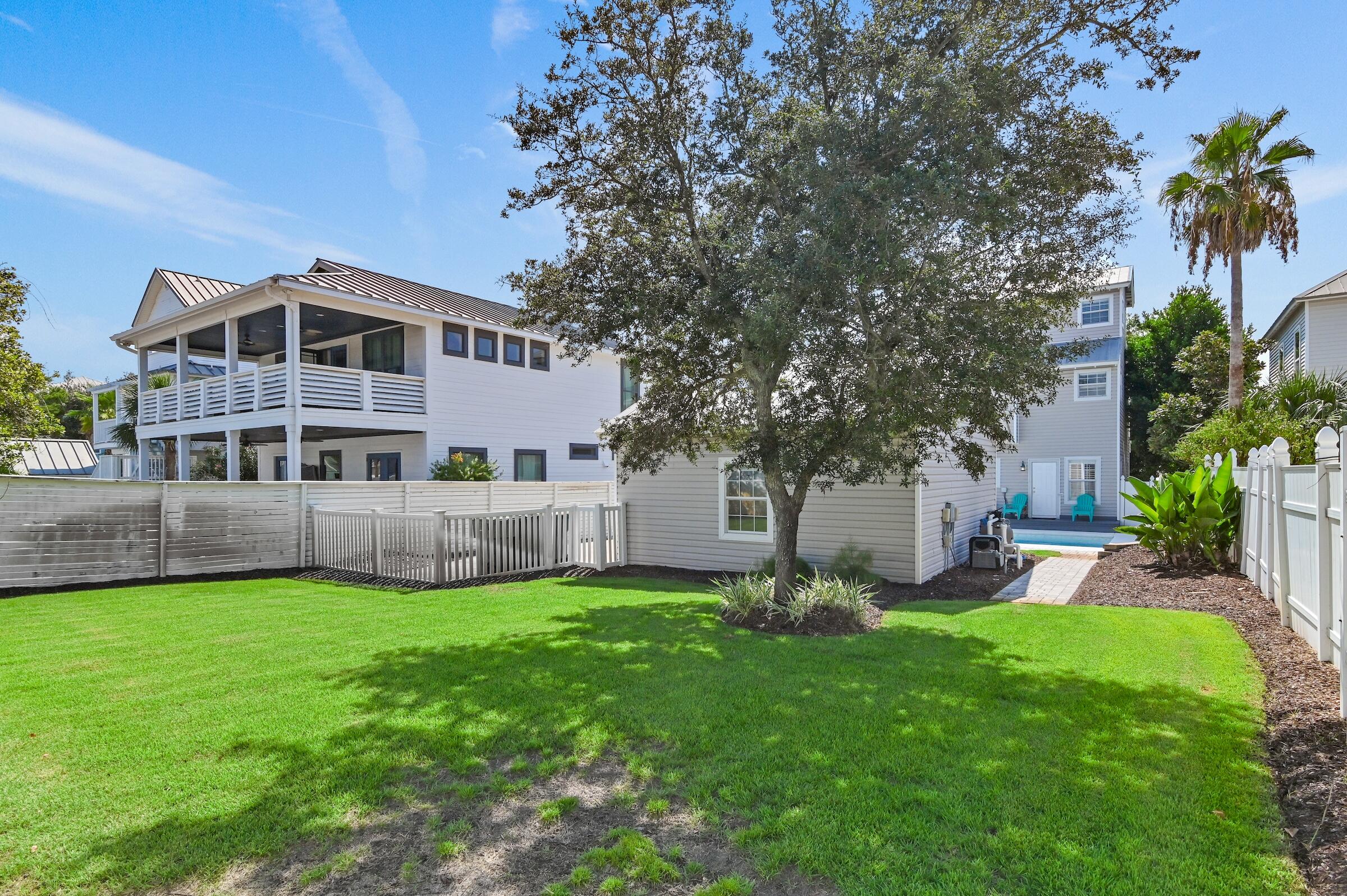 77 Stingray Street