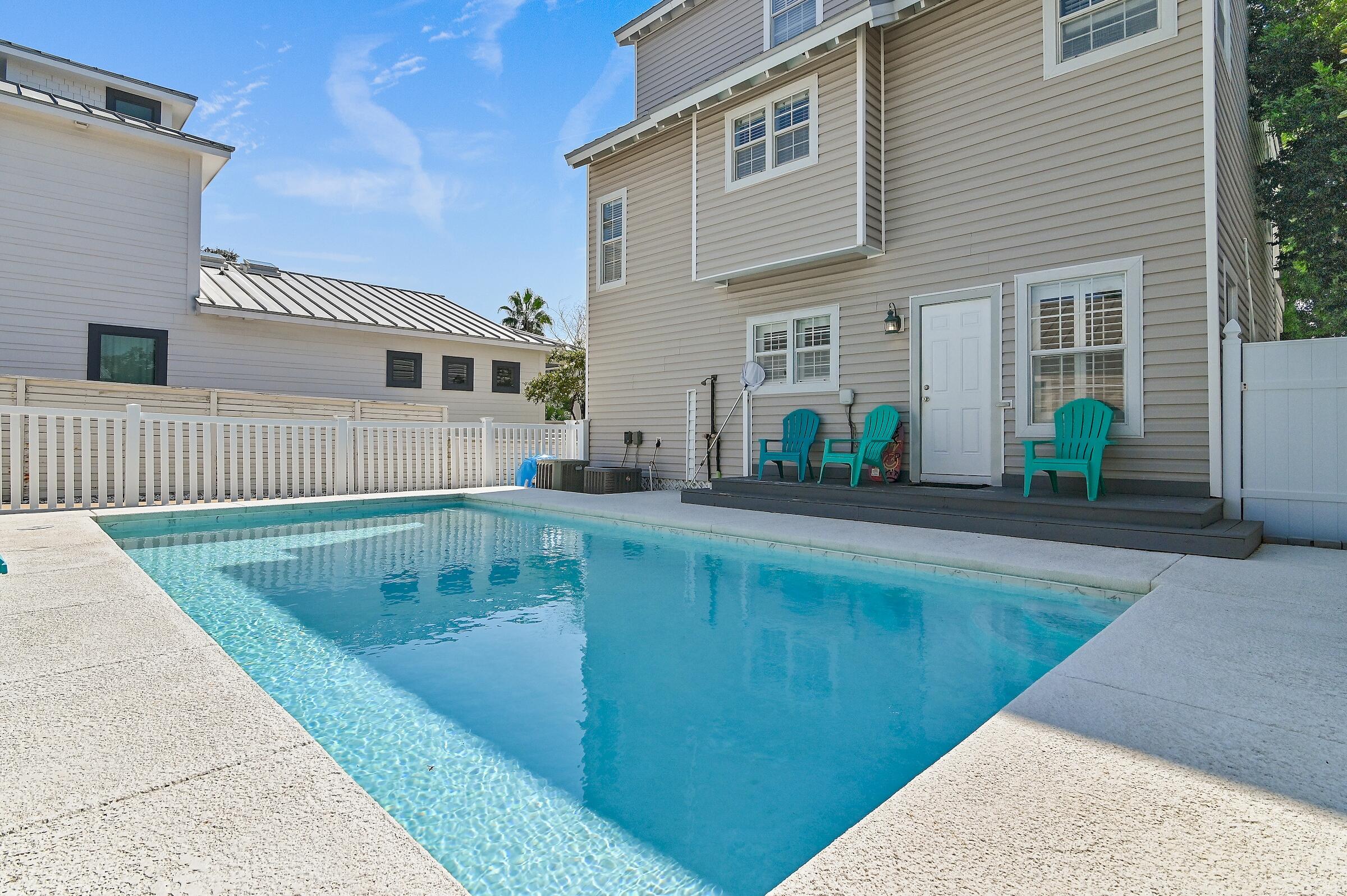 77 Stingray Street