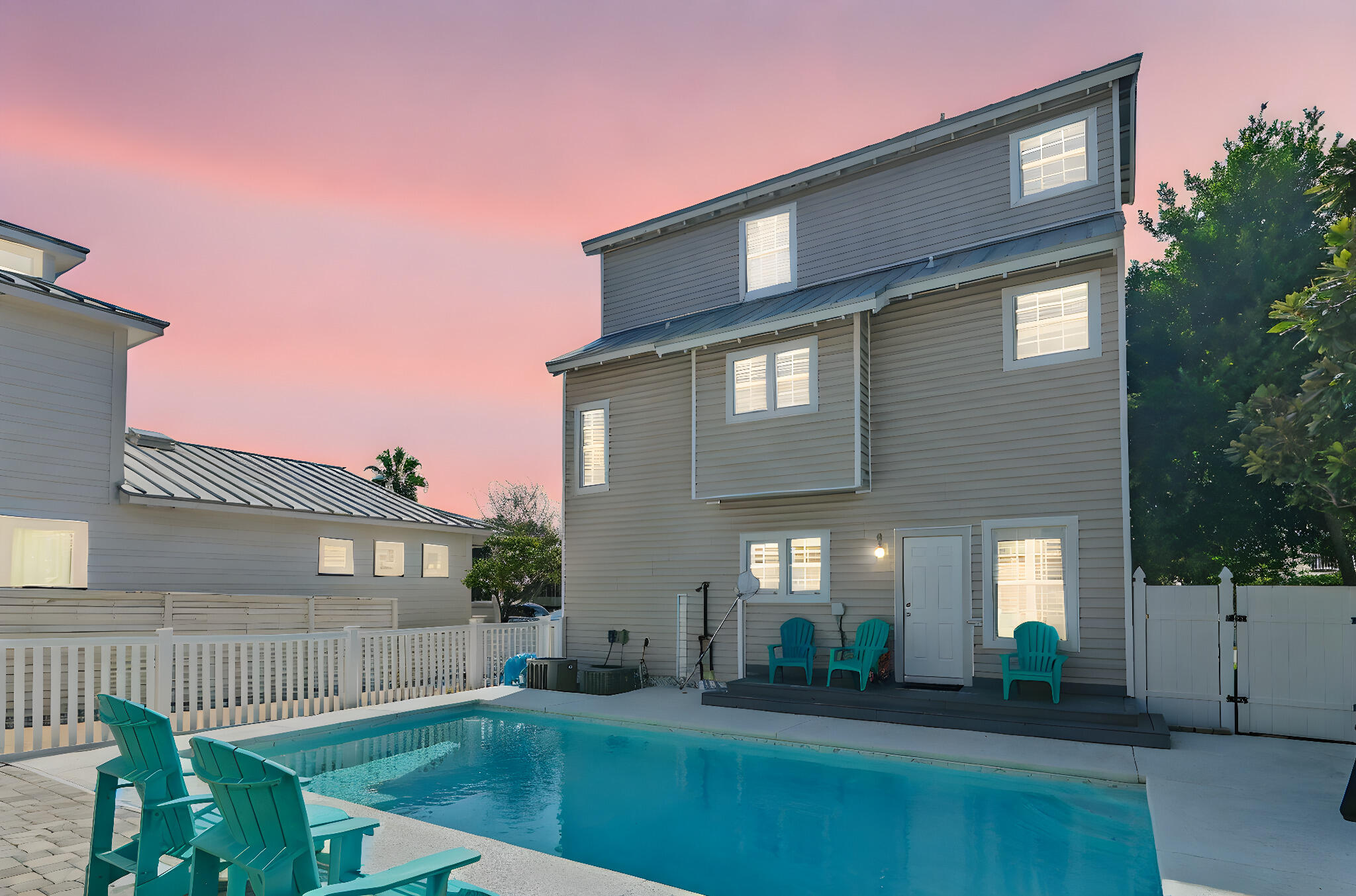 77 Stingray Street