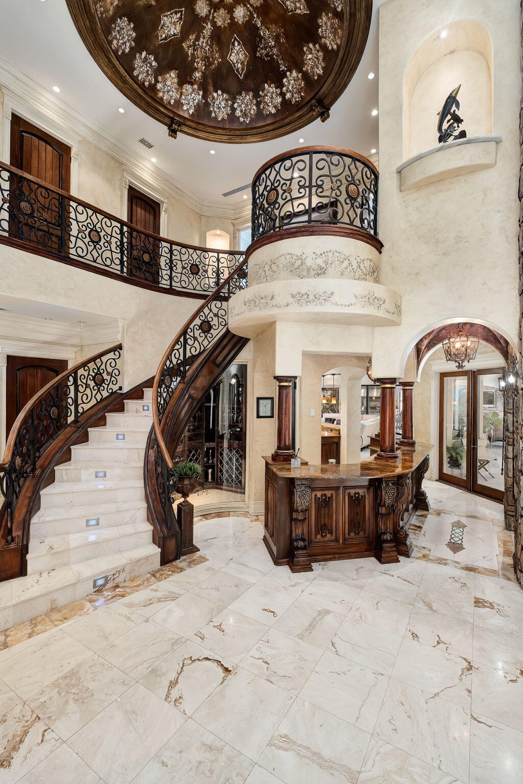 437 Admiral Court
