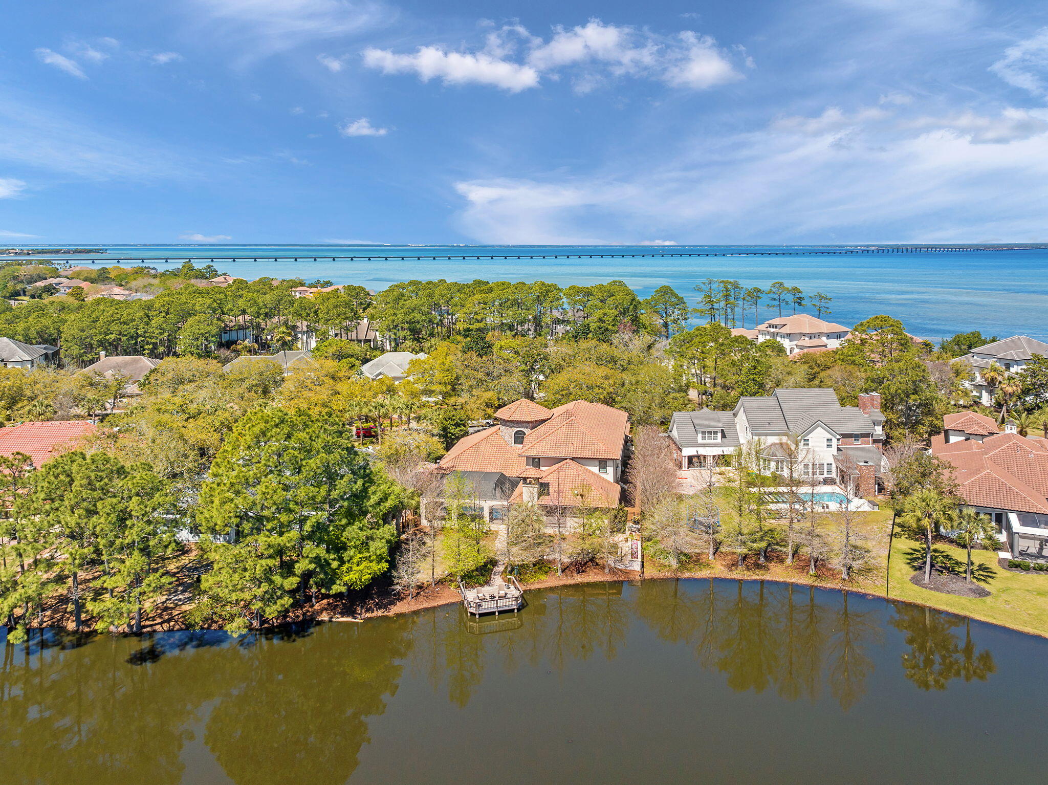 437 Admiral Court