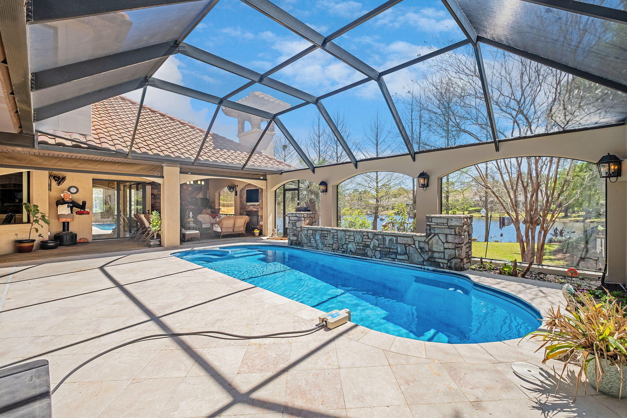 437 Admiral Court
