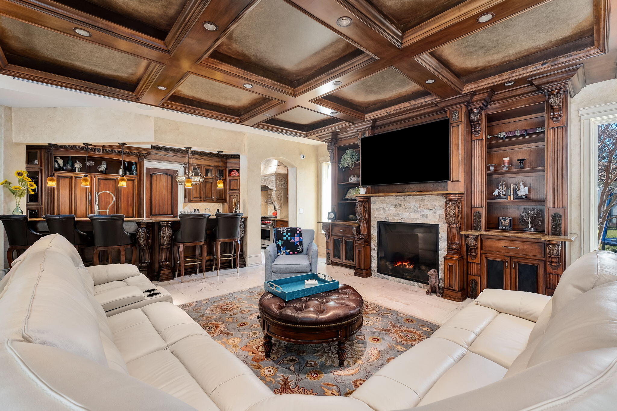 437 Admiral Court