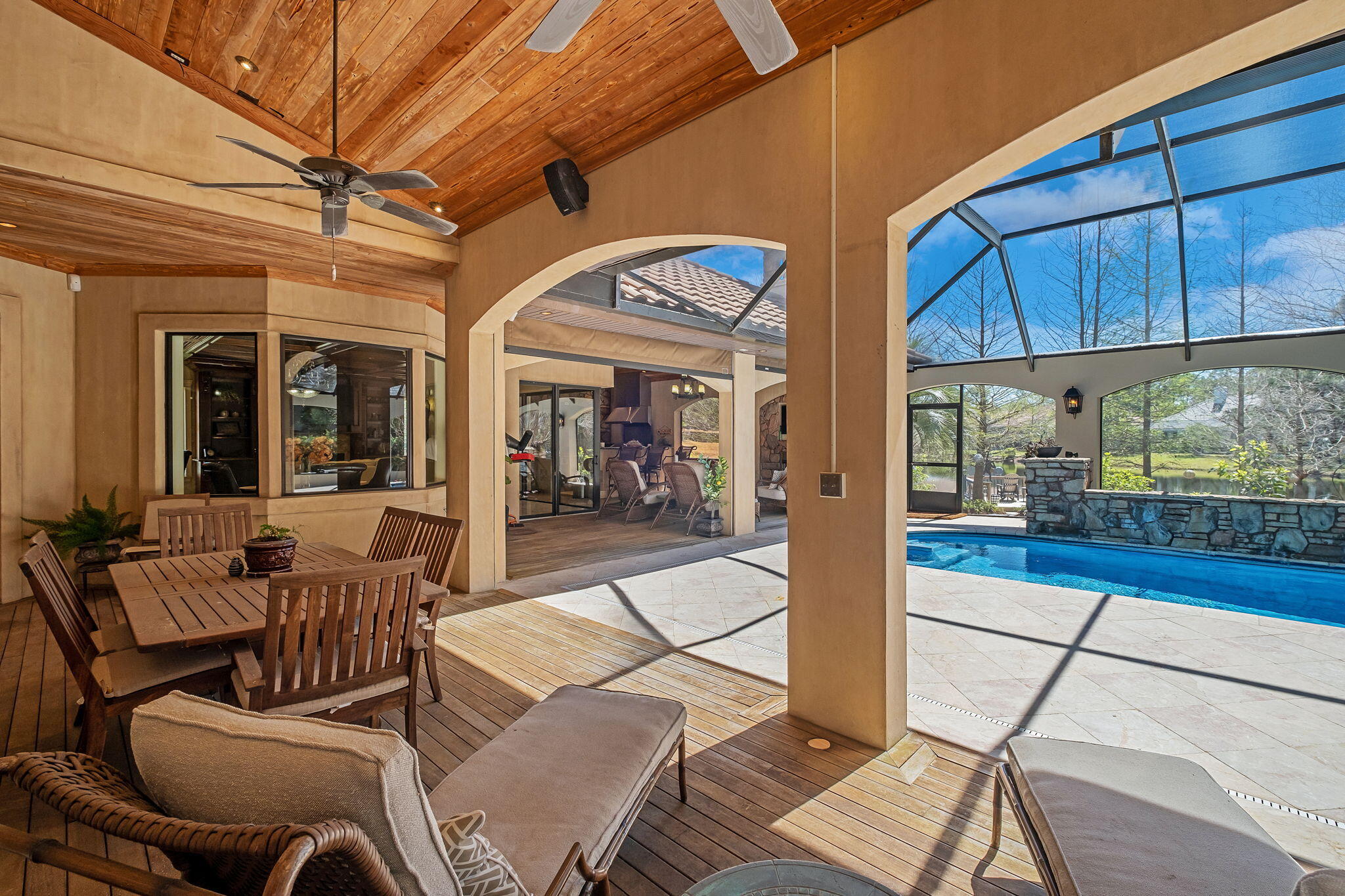 437 Admiral Court