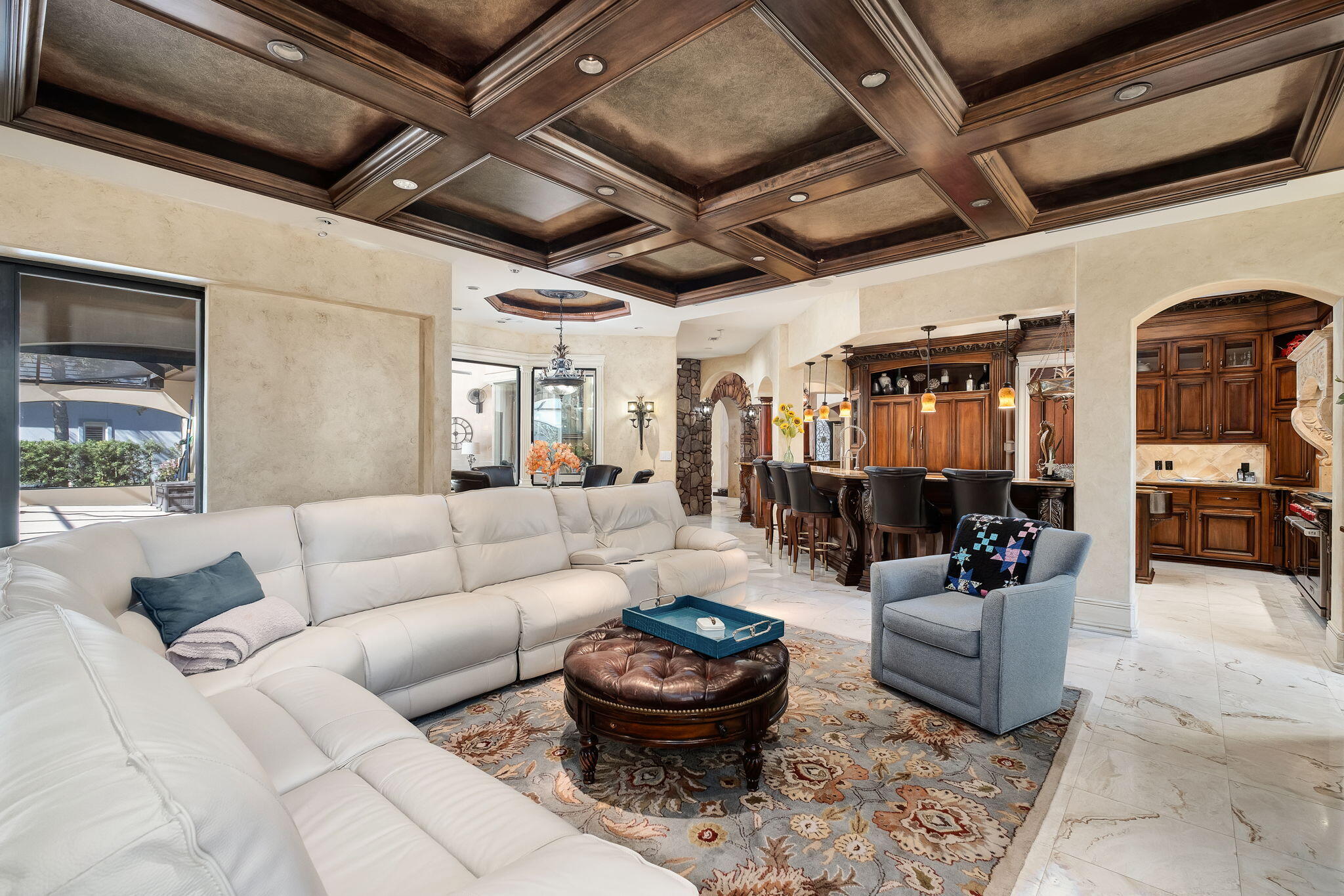 437 Admiral Court