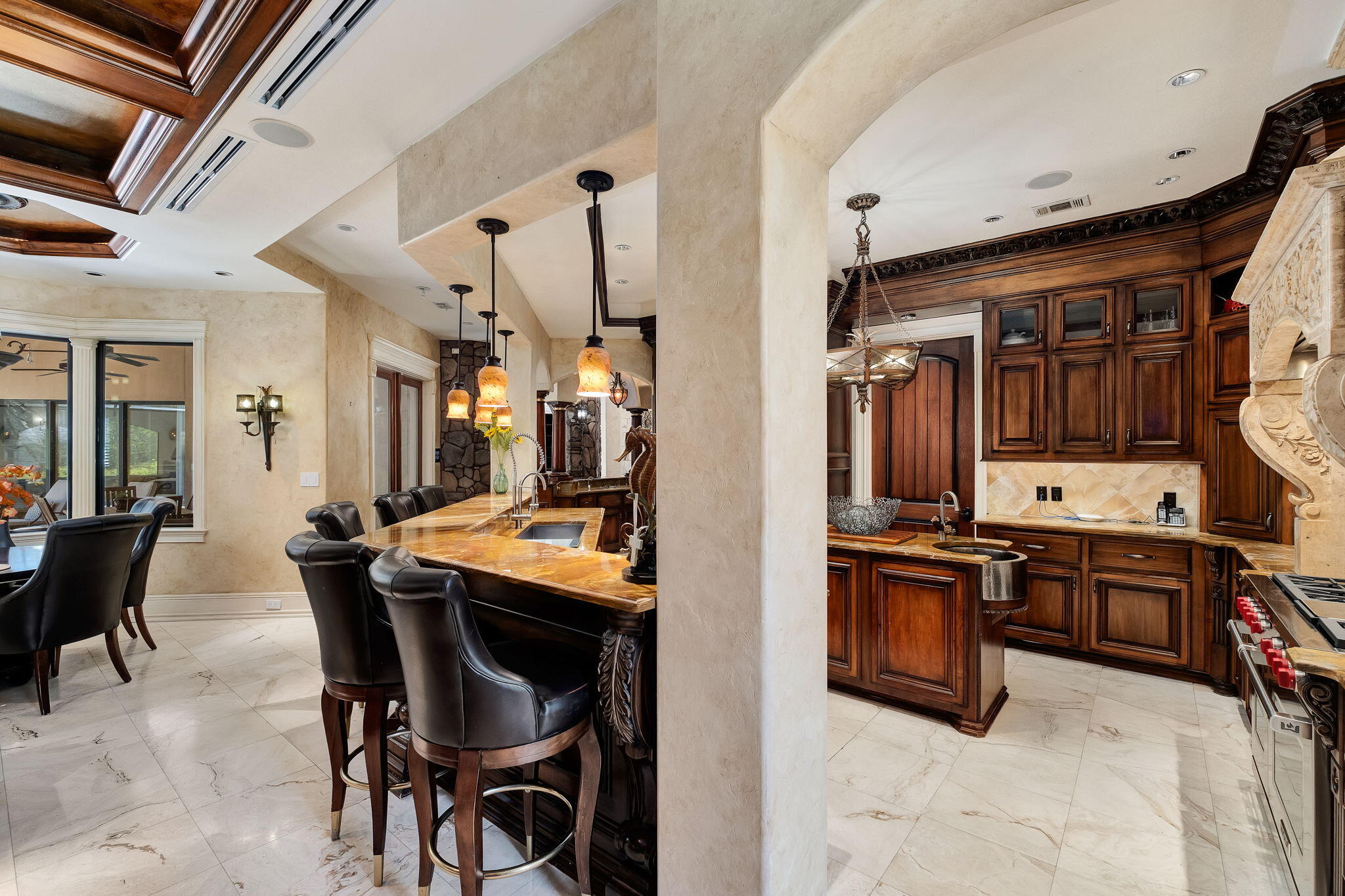 437 Admiral Court