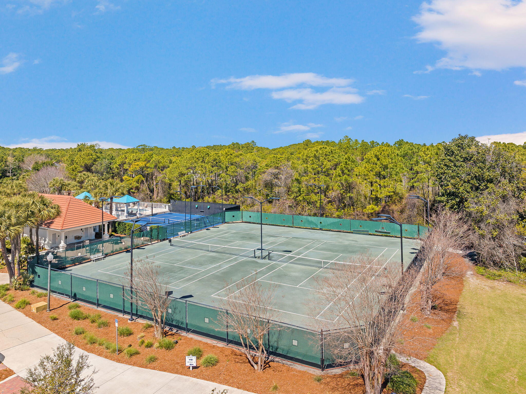 437 Admiral Court