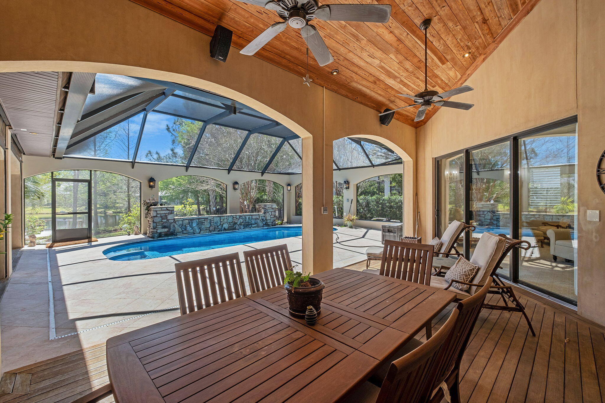 437 Admiral Court