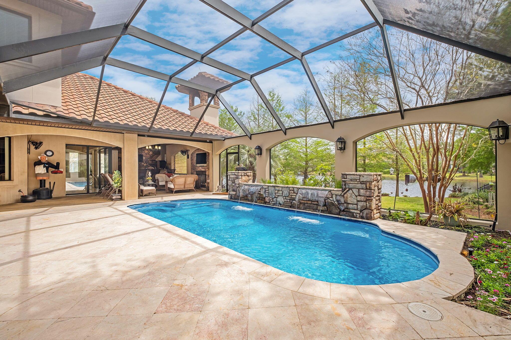 437 Admiral Court