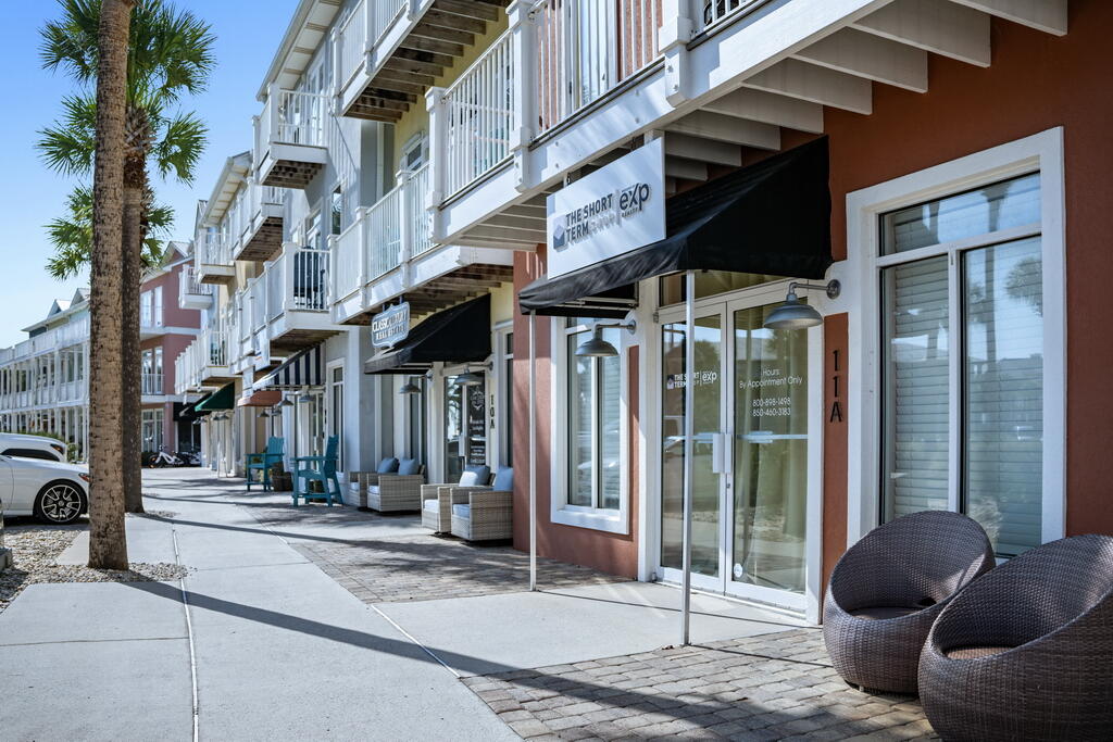 144 Spires Lane UNIT 414