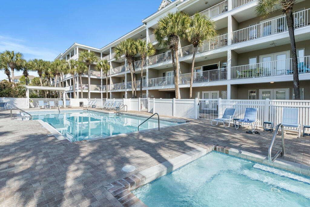 144 Spires Lane UNIT 414