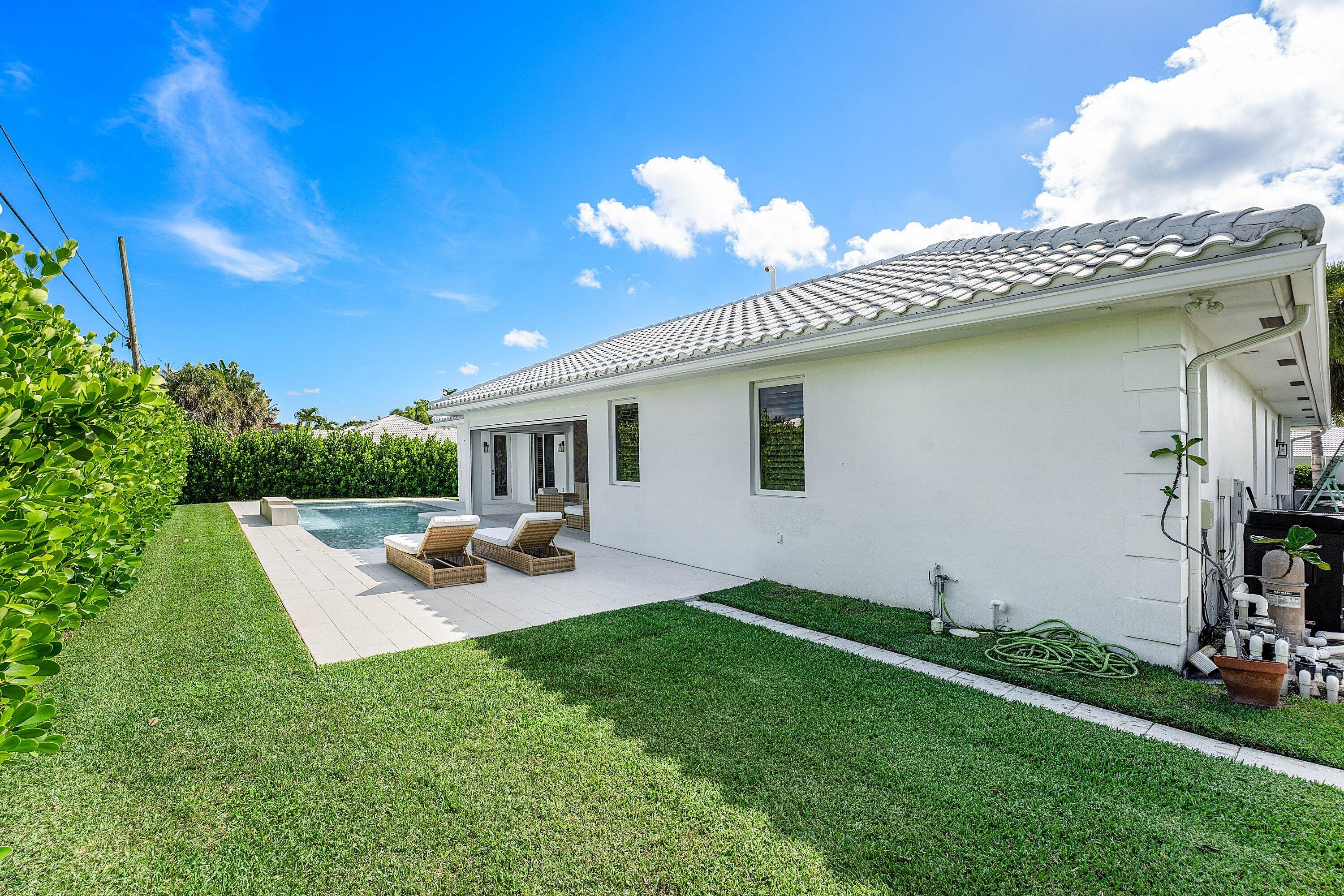 1022 WALNUT Terrace
