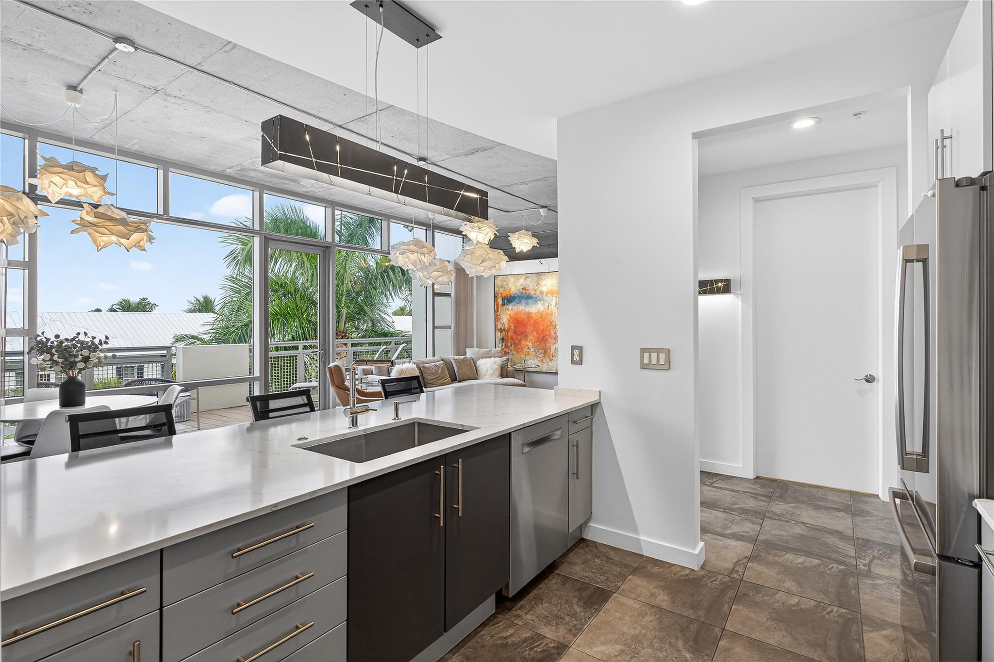 365 SE 6th Avenue 404, Delray Beach Unit: 404