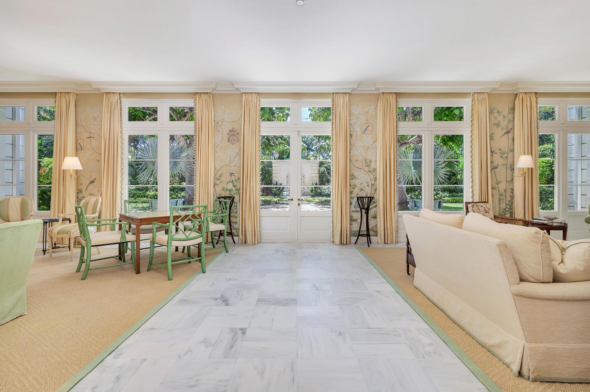120 Via Del Lago