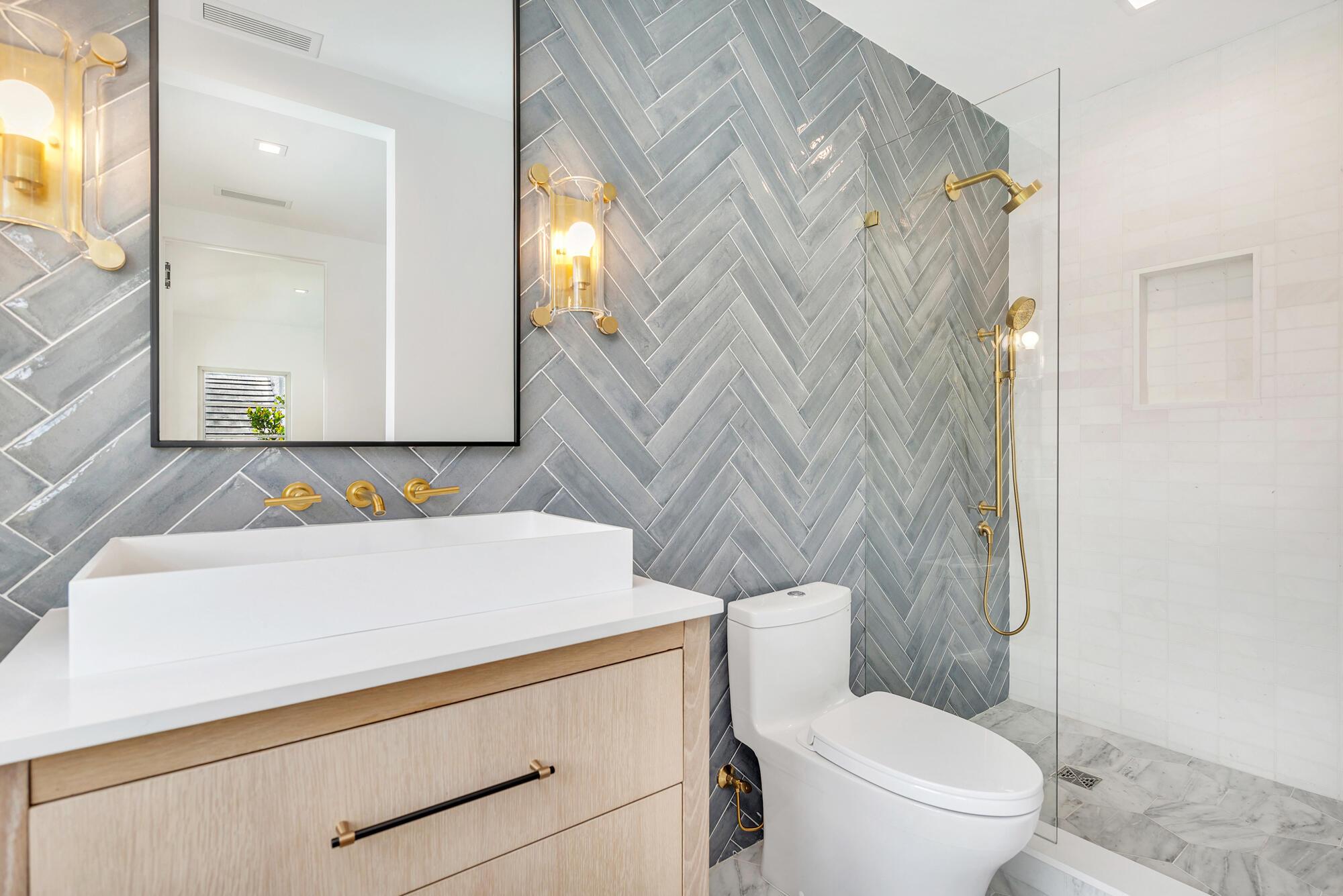 2745 S Flagler Drive