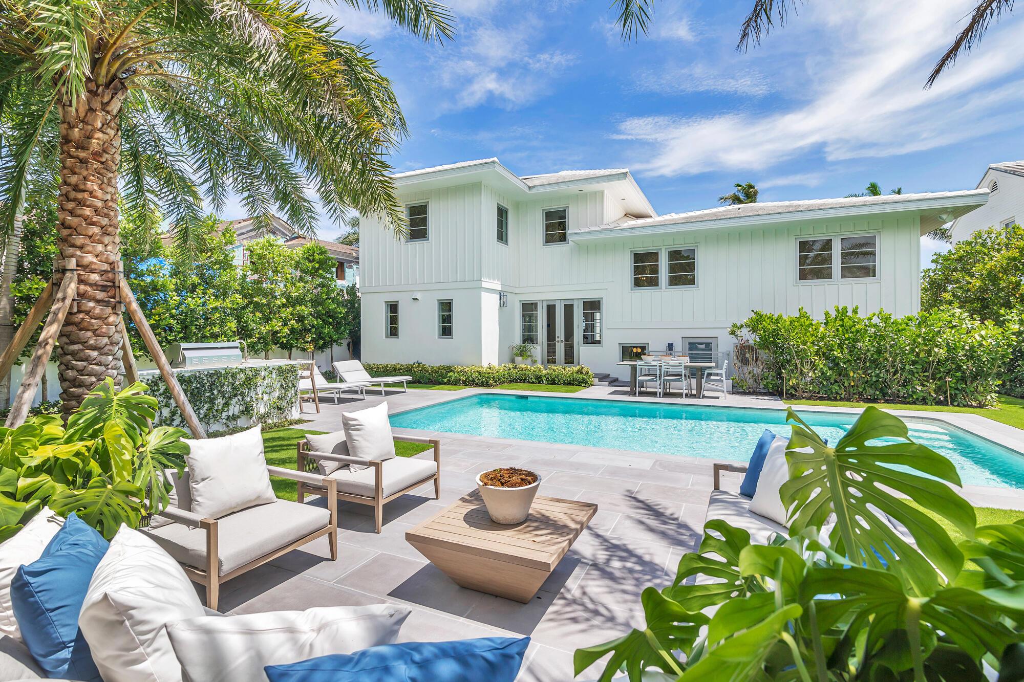 2745 S Flagler Drive