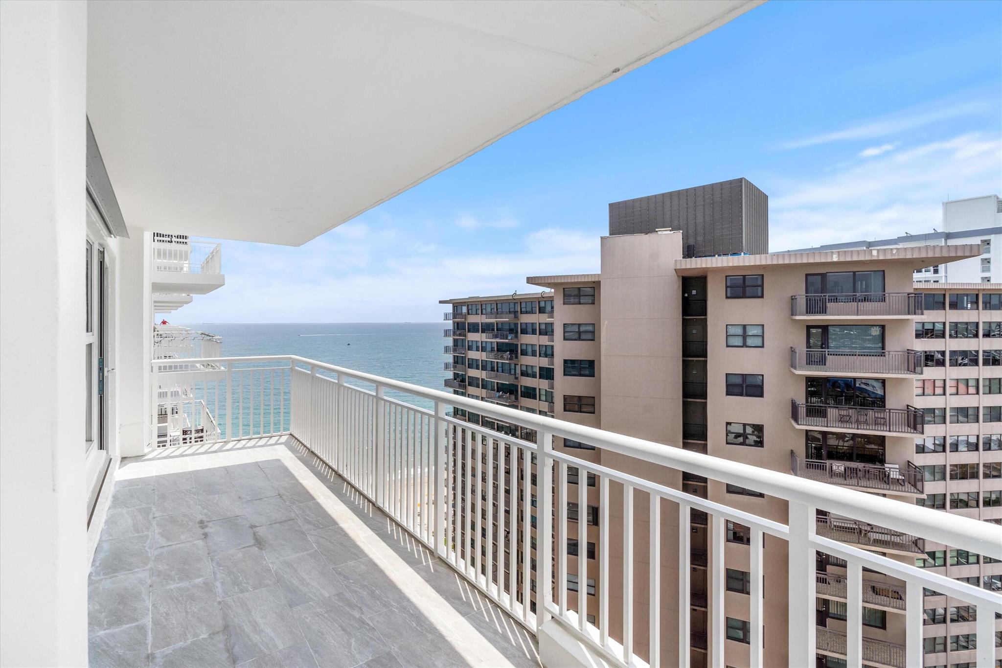 3850 Galt Ocean Drive 1606