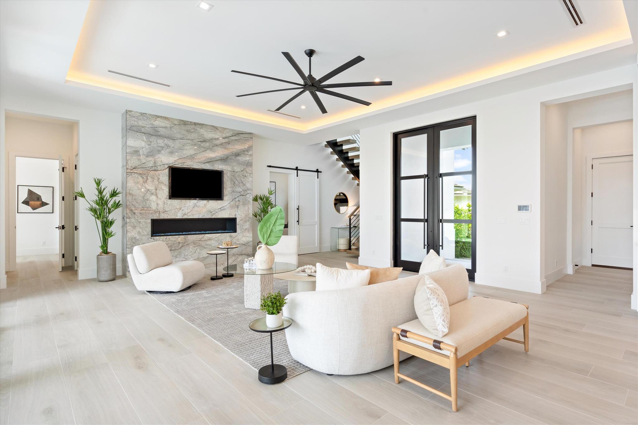 717 Harbour Point Drive