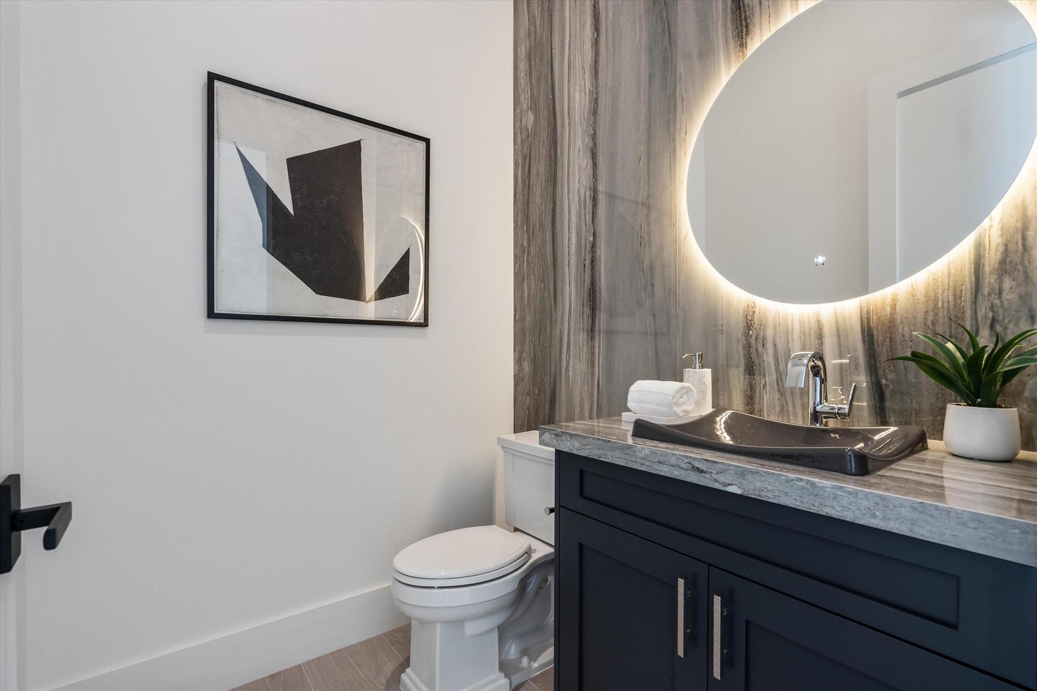 717 Harbour Point Drive