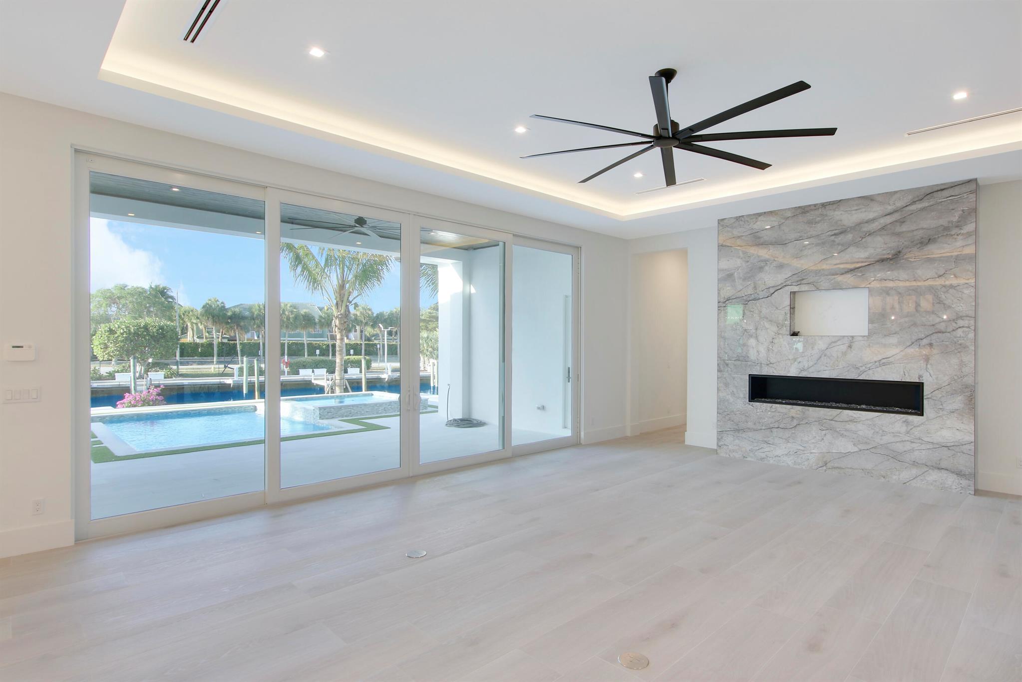 717 Harbour Point Drive