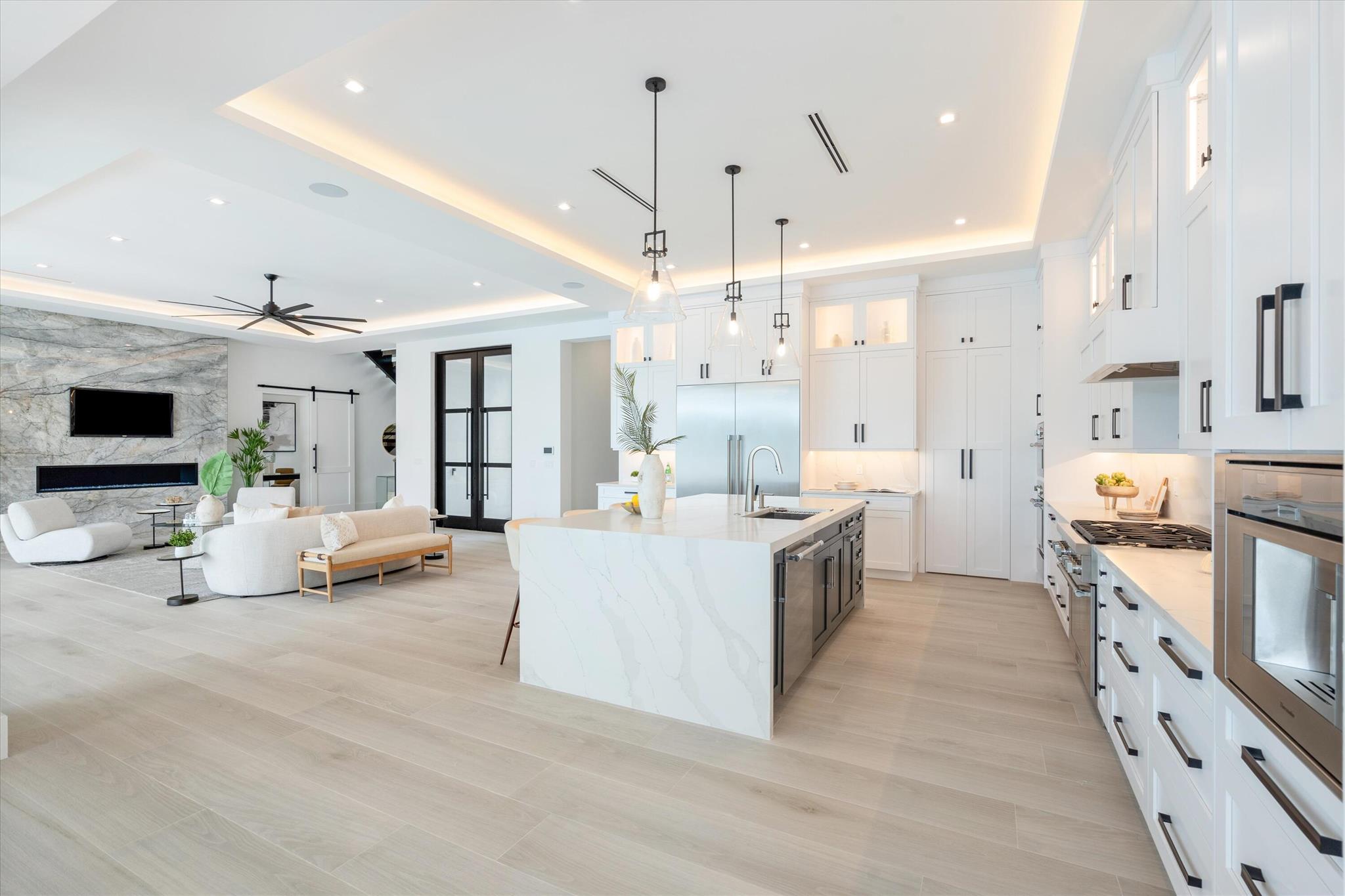 717 Harbour Point Drive