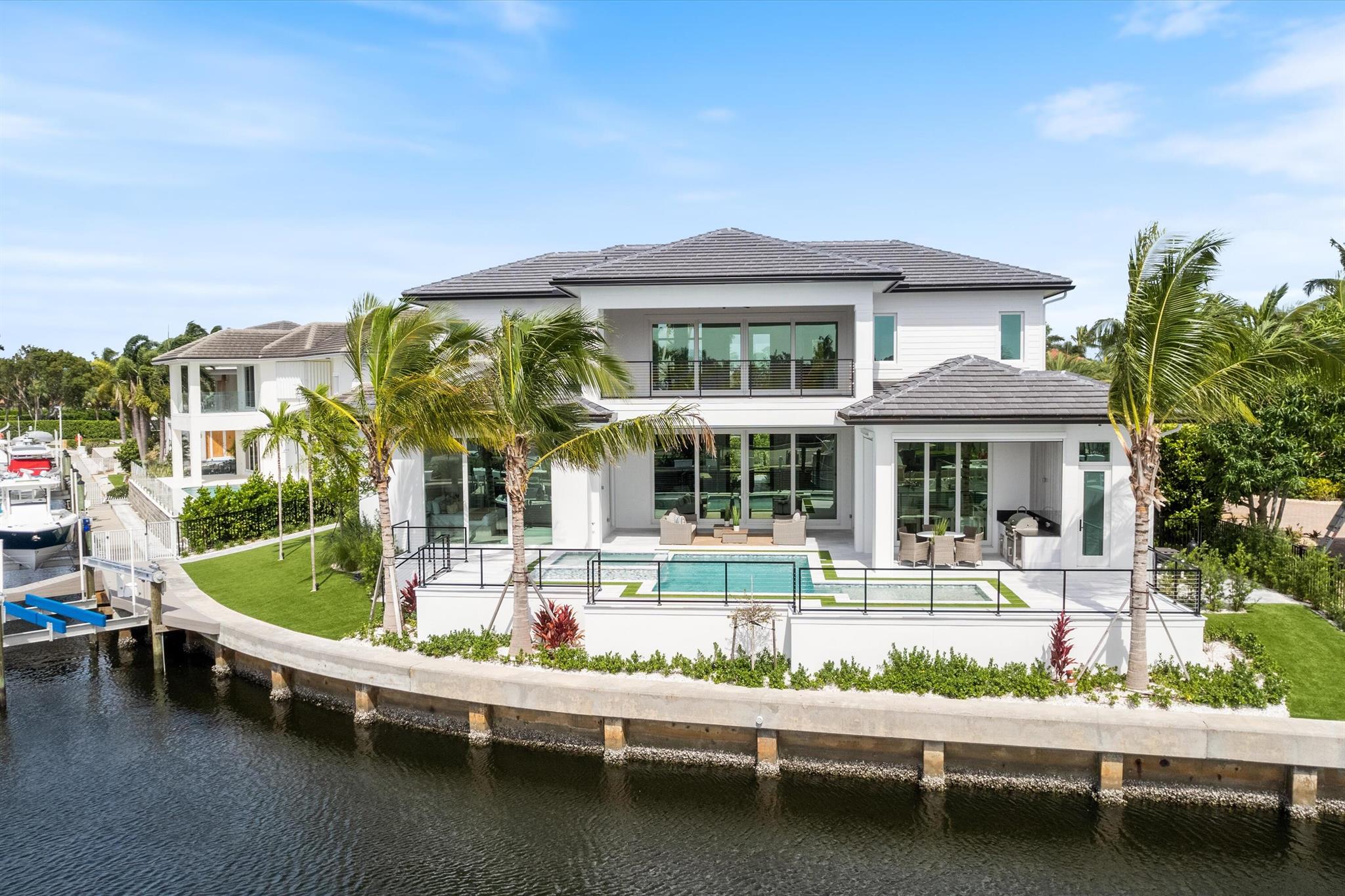 717 Harbour Point Drive