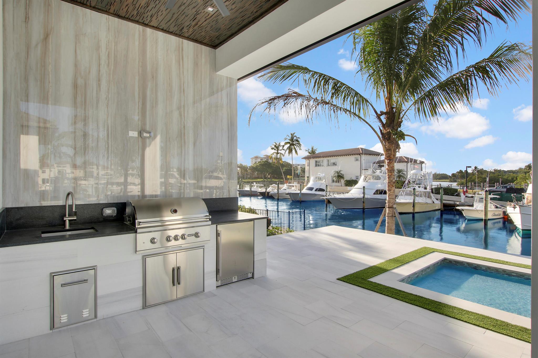 717 Harbour Point Drive