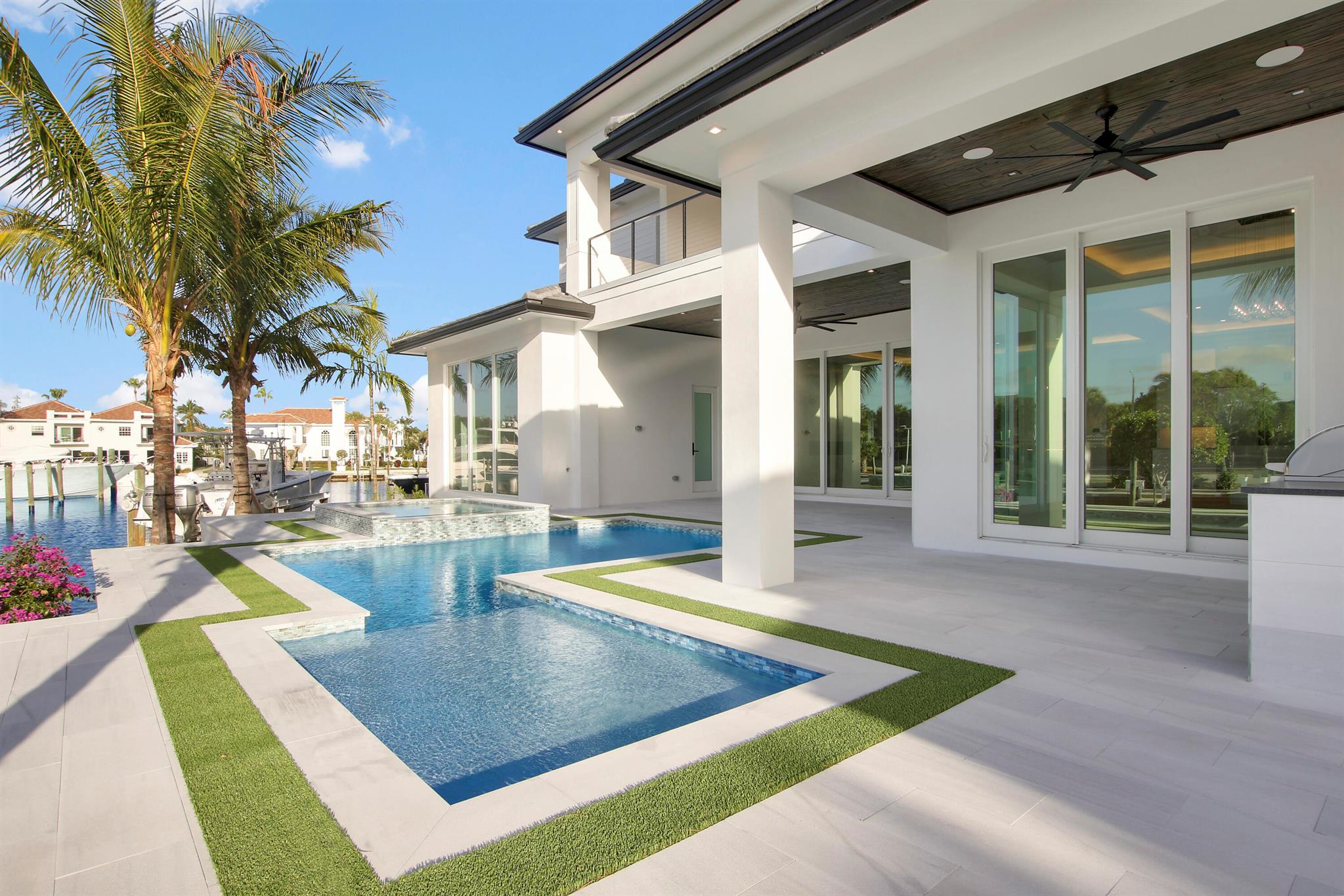 717 Harbour Point Drive