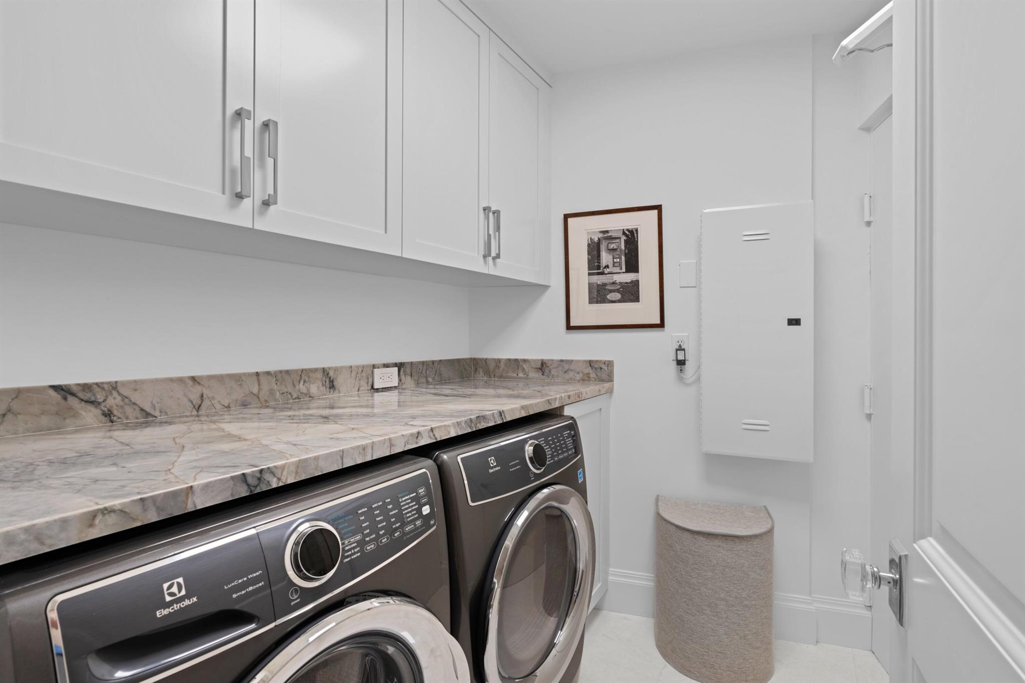 201 S Narcissus Avenue 504