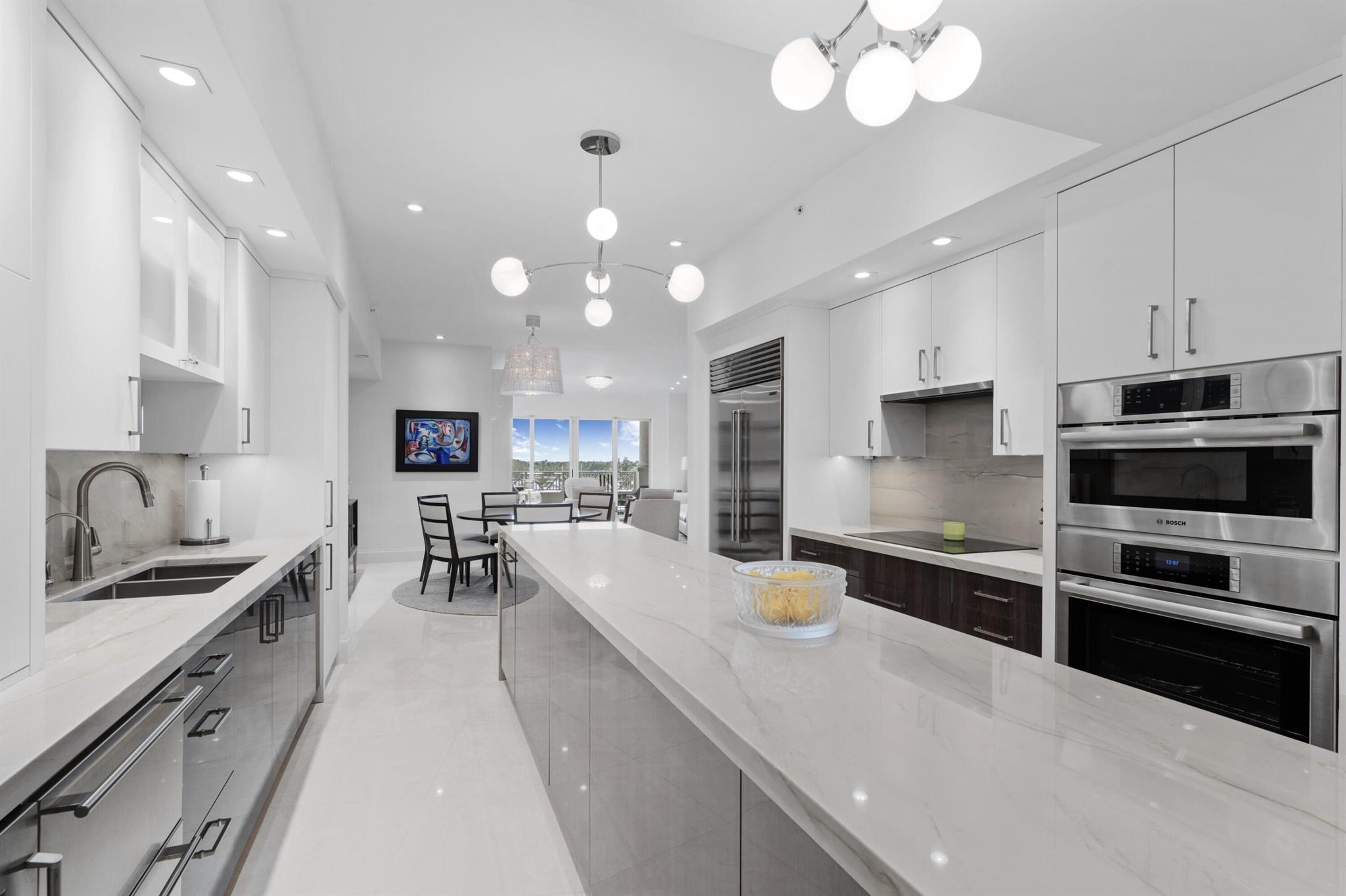 201 S Narcissus Avenue 504