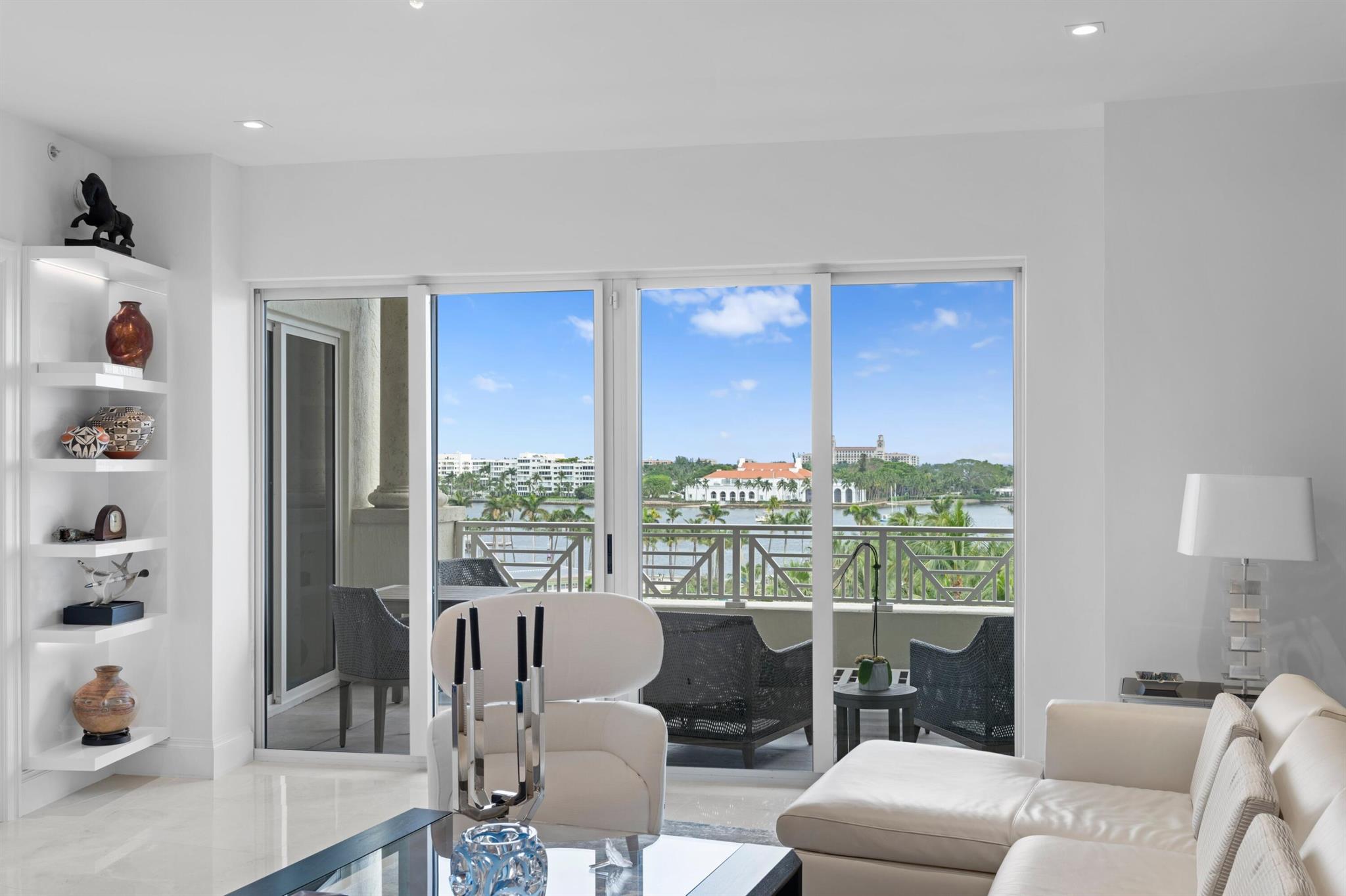 201 S Narcissus Avenue 504