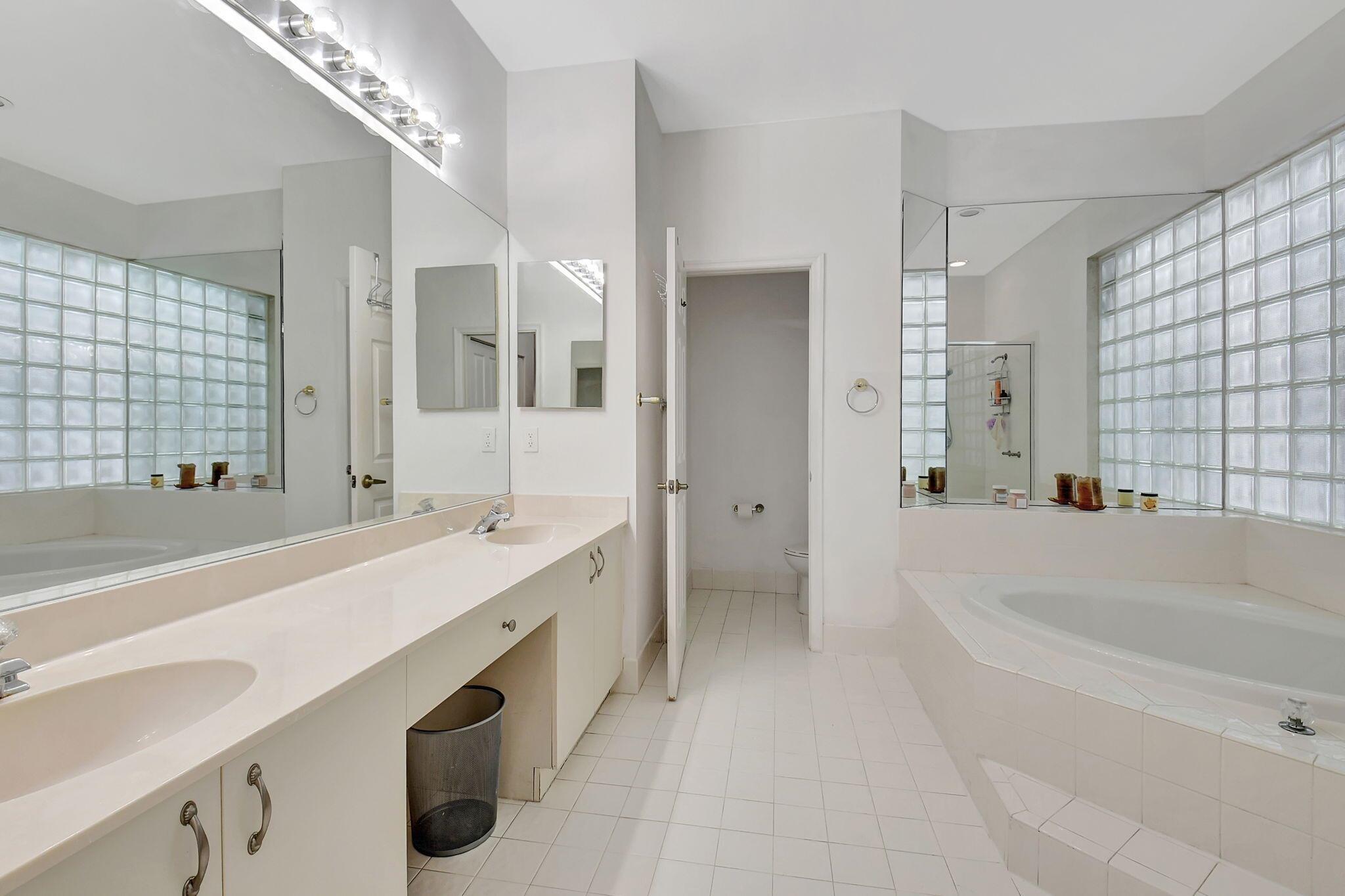 7613 Charing Cross Lane