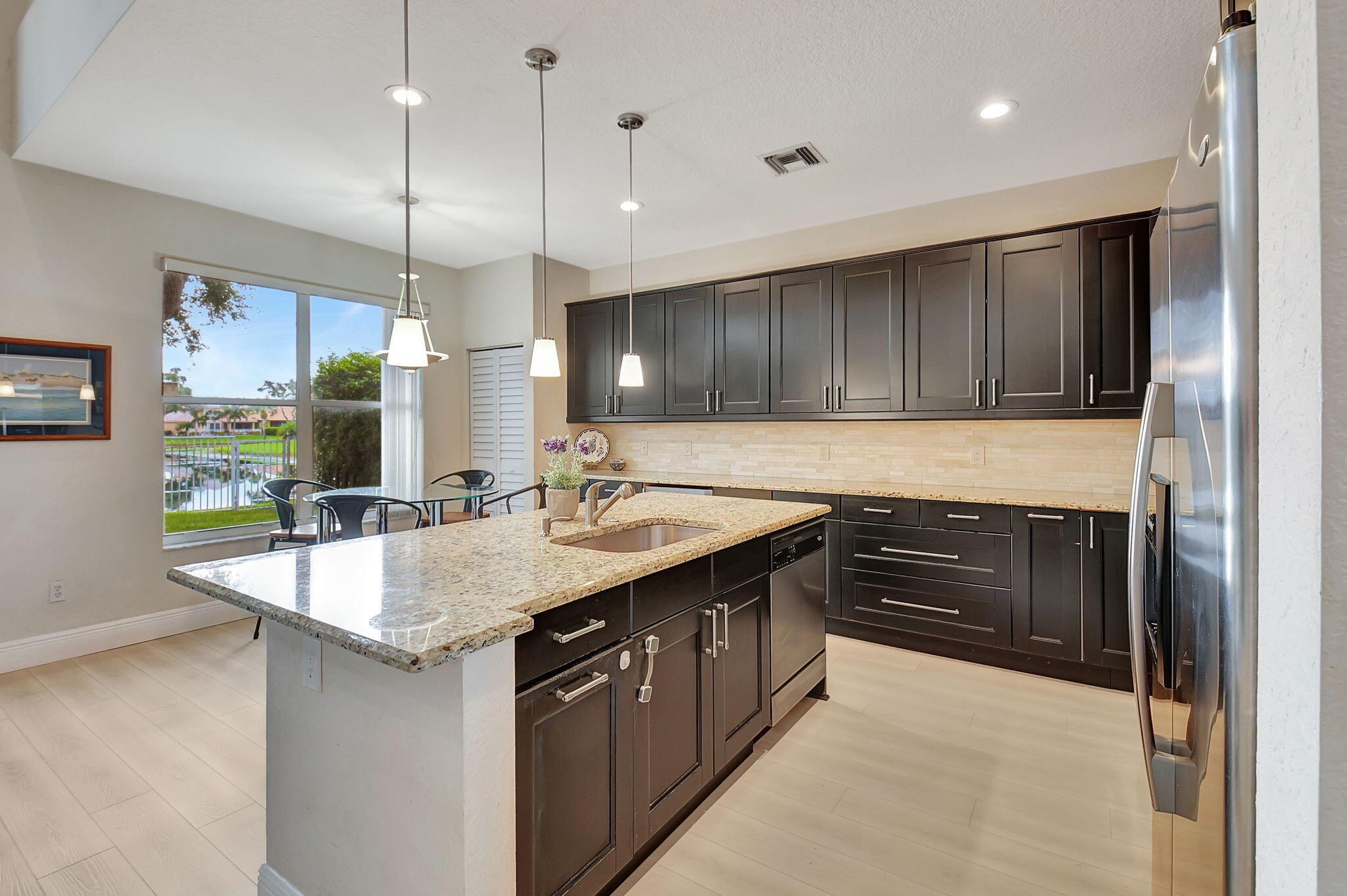 7613 Charing Cross Lane