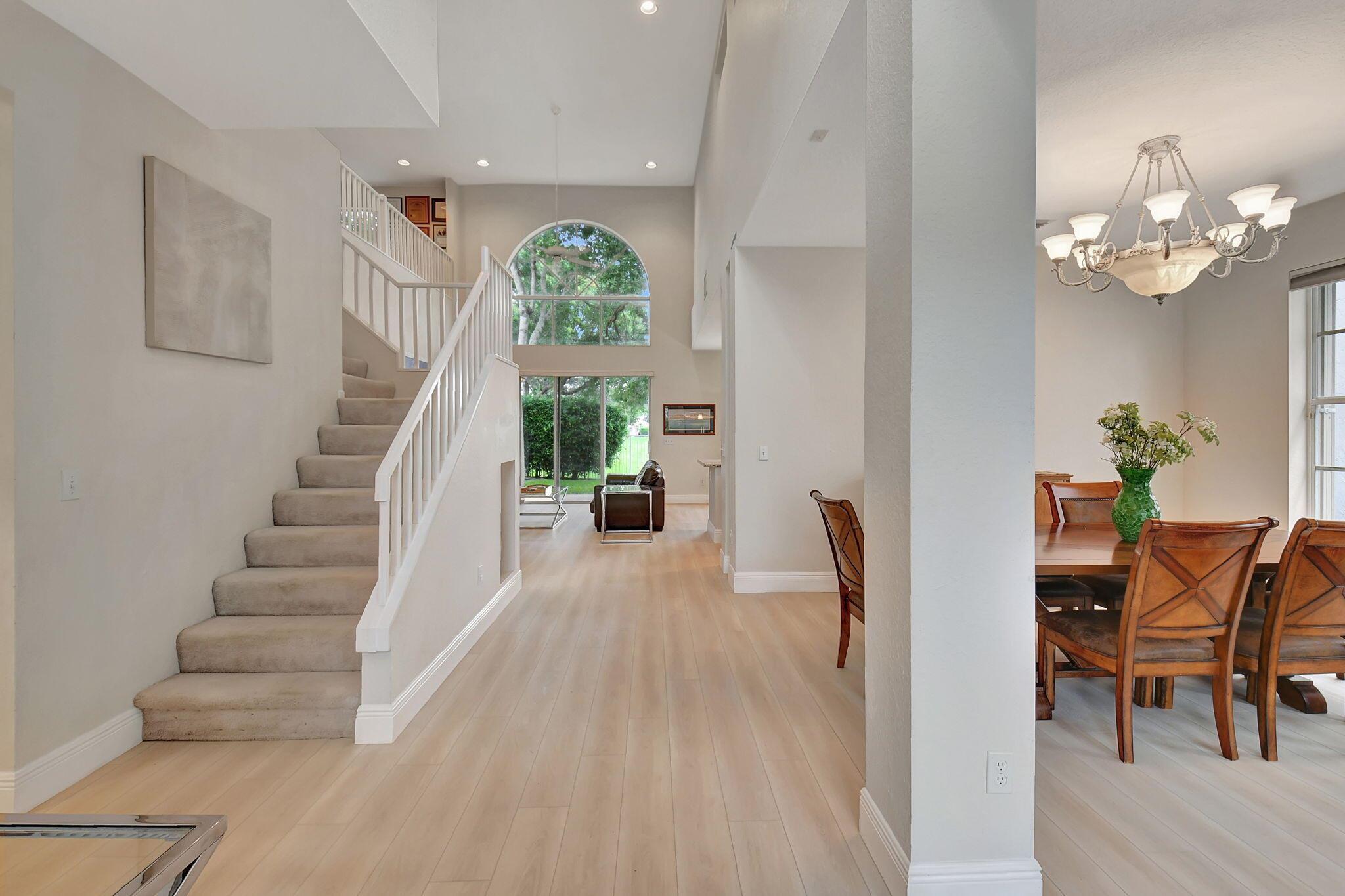 7613 Charing Cross Lane