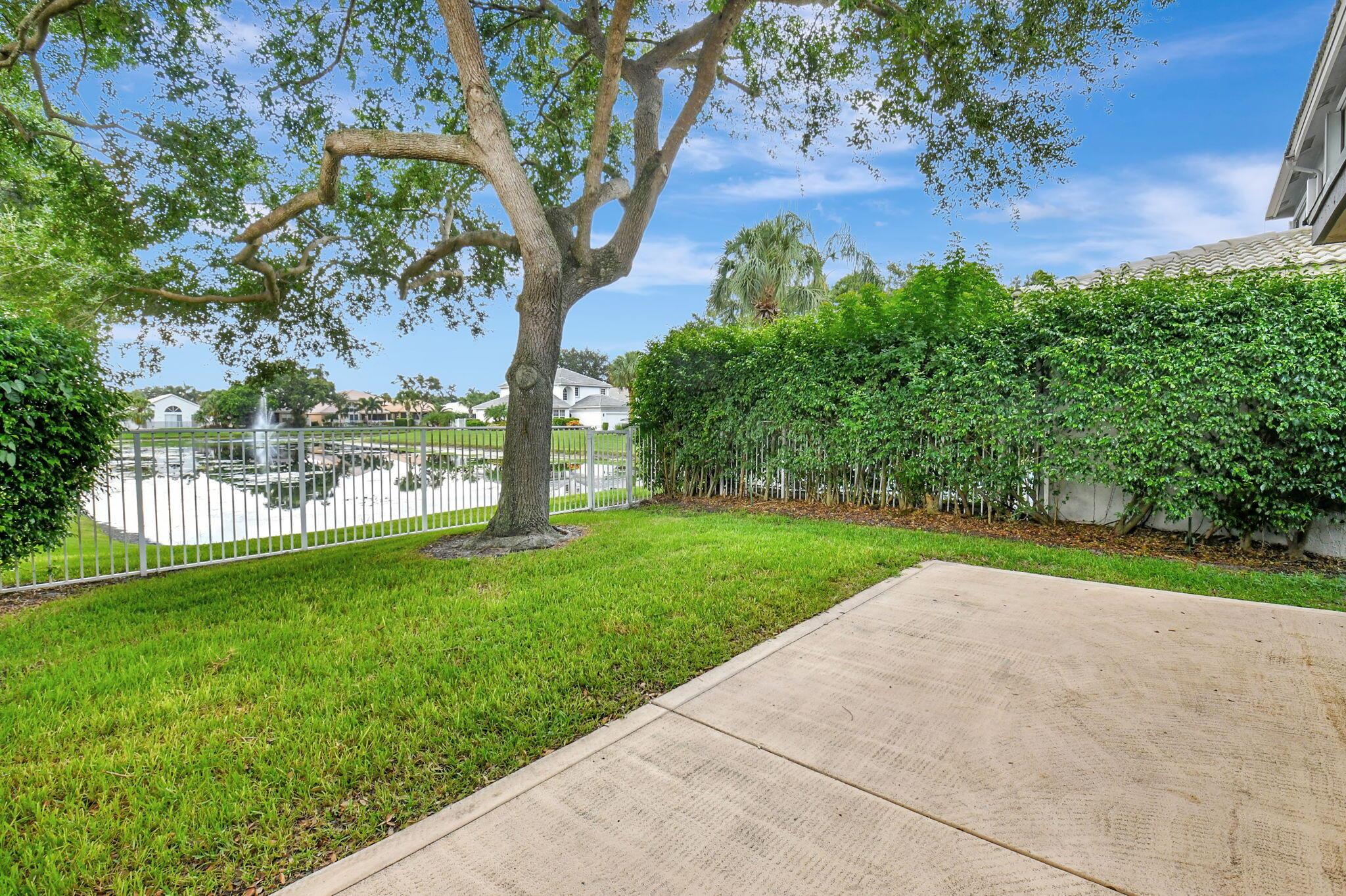 7613 Charing Cross Lane