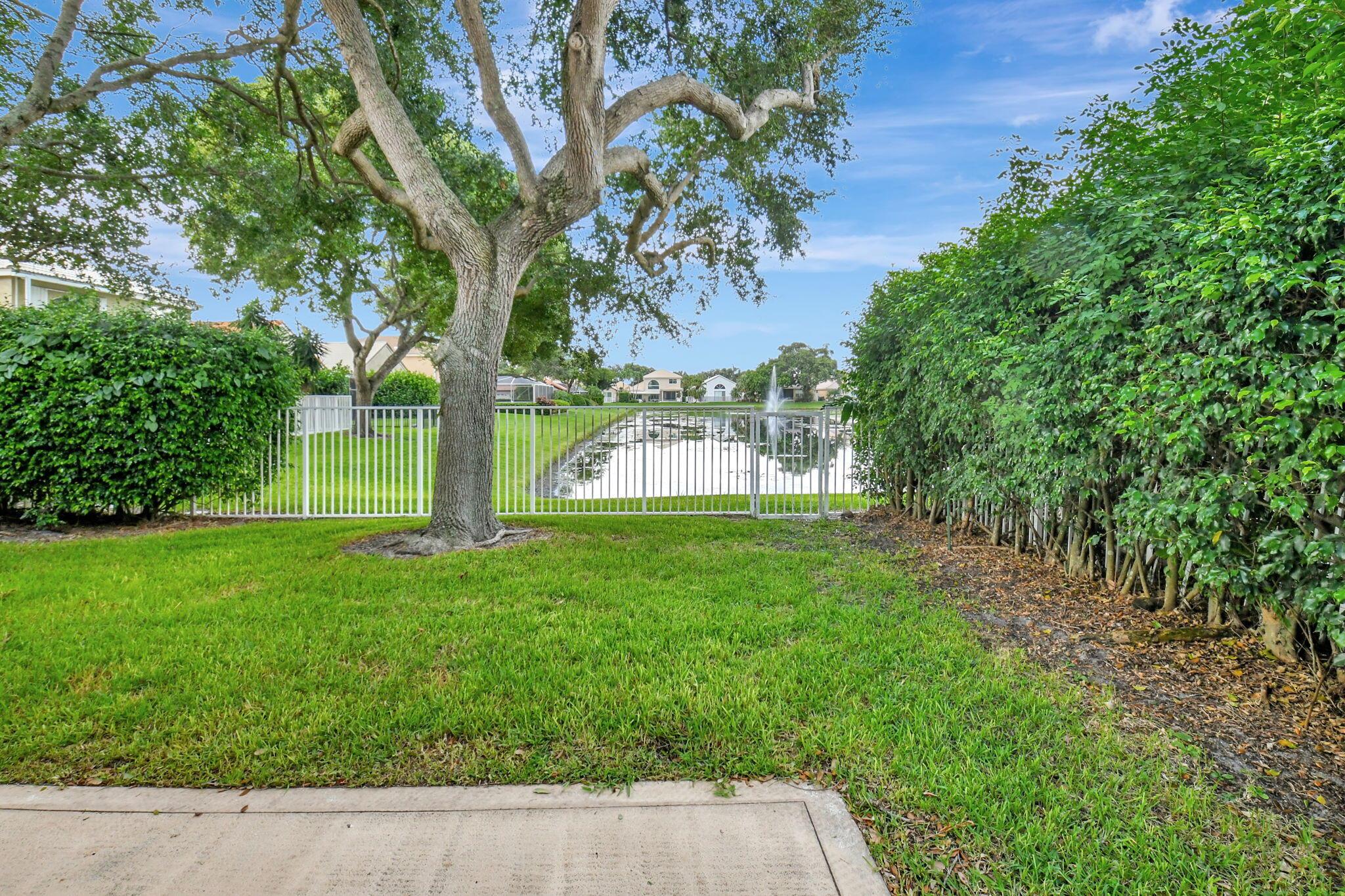 7613 Charing Cross Lane