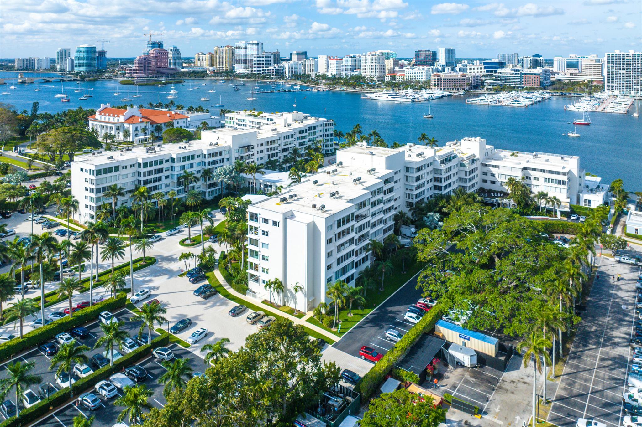 44 Cocoanut Row 508/509 A