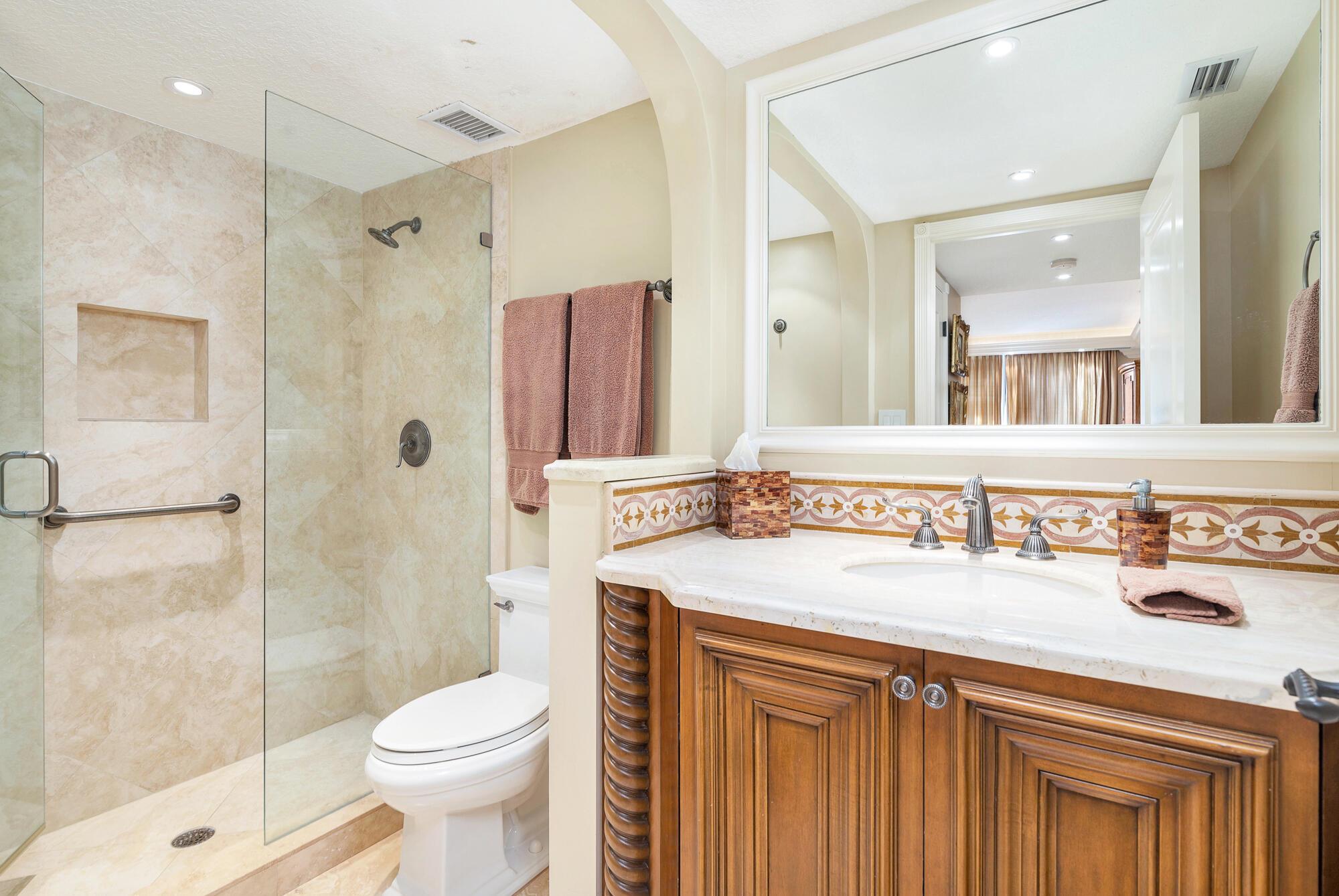 100 Worth Avenue 309