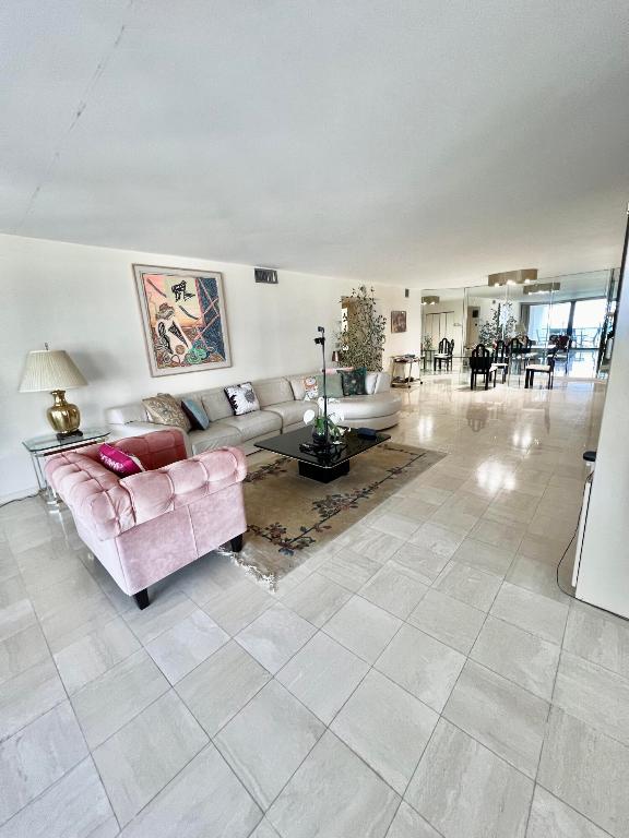 3170 S Ocean Boulevard S304