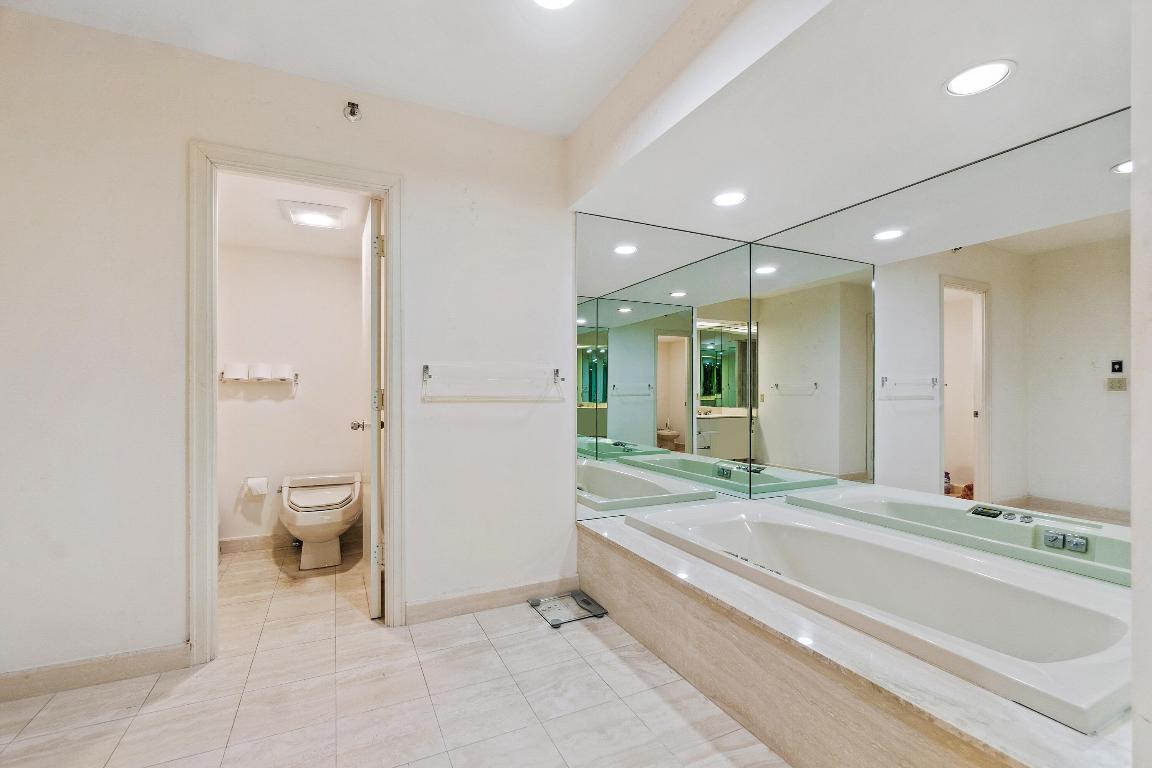 3170 S Ocean Boulevard S304