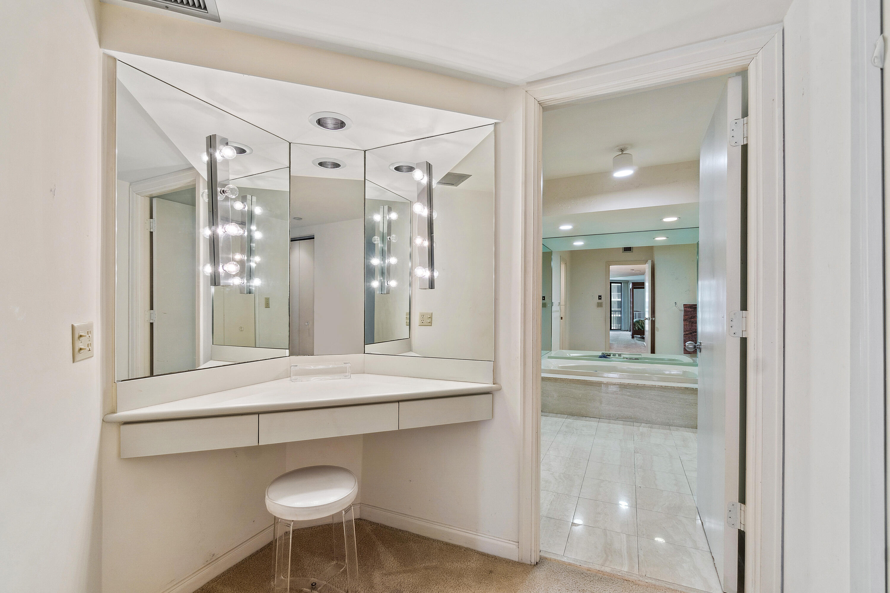 3170 S Ocean Boulevard S304