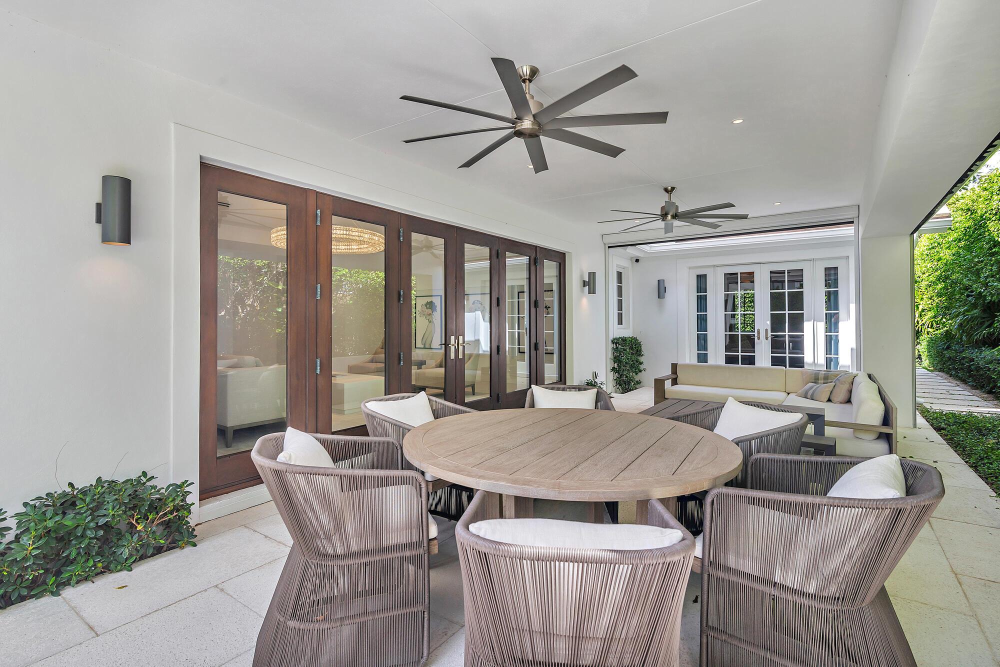 285 Colonial Lane