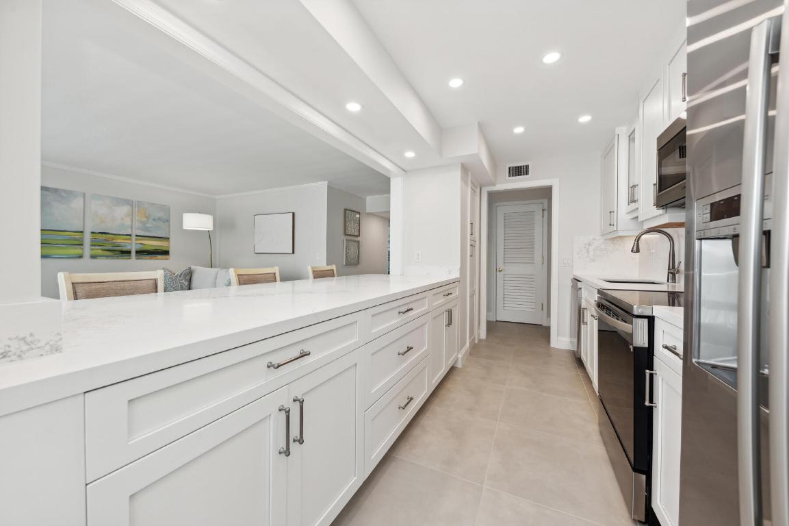 3570 S Ocean Boulevard 510