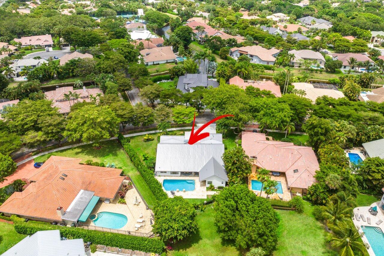 1305 Parkside Circle S