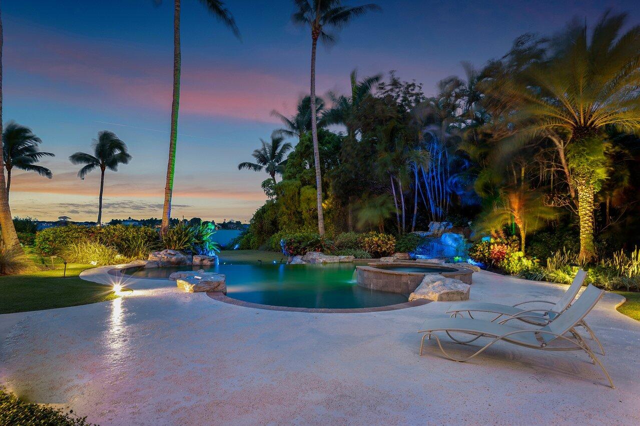 5559 Pennock Point Road