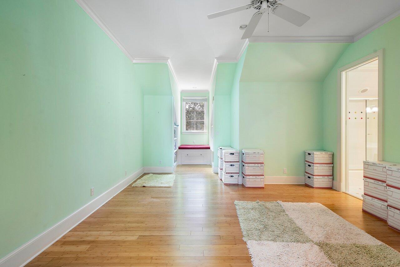 5559 Pennock Point Road