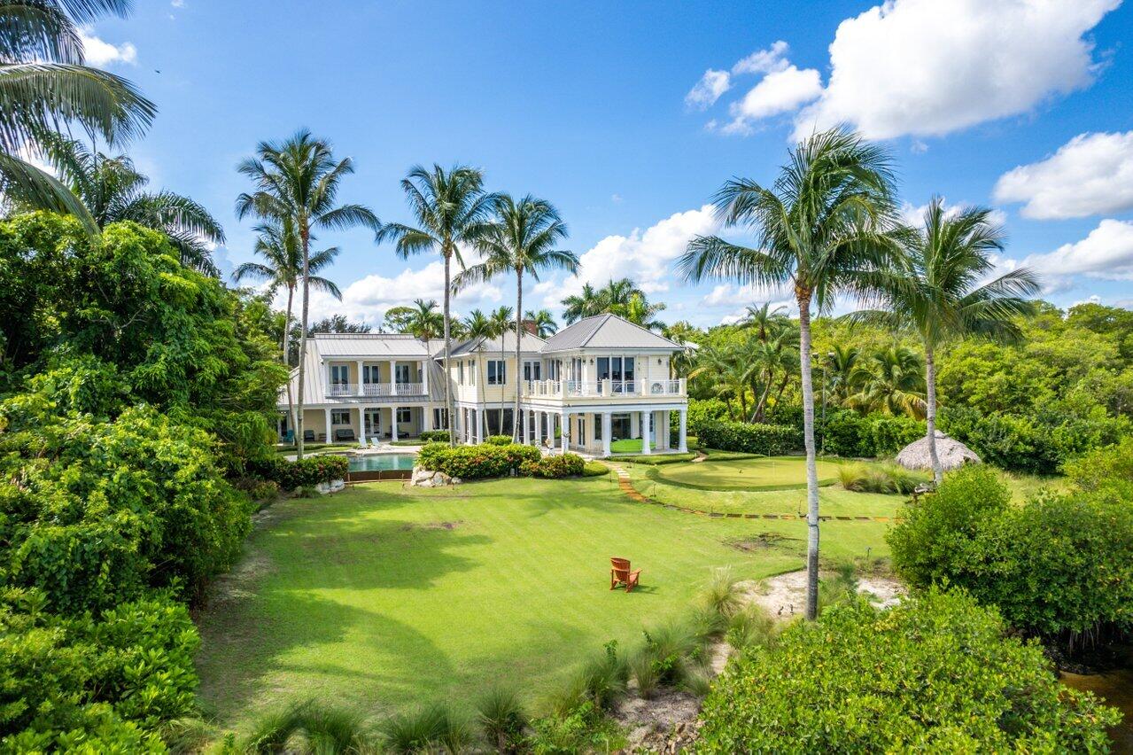 5559 Pennock Point Road